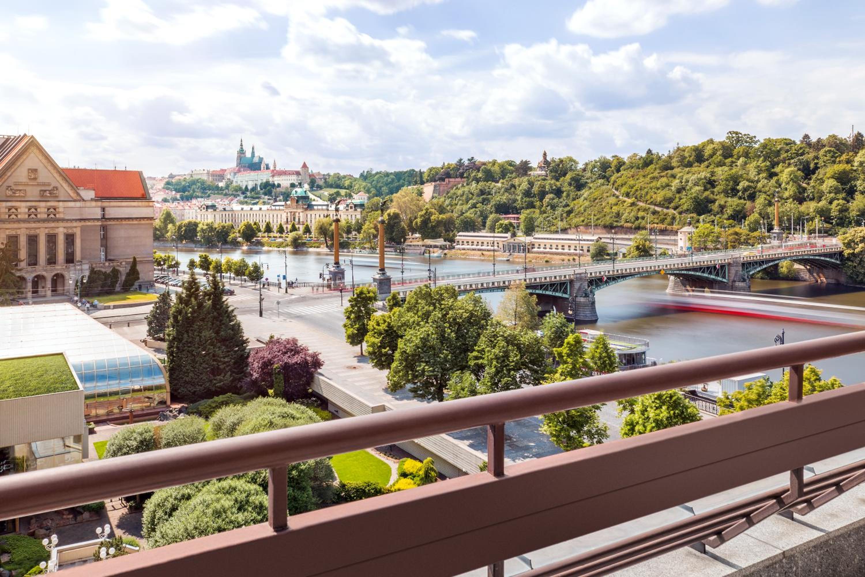 Deluxe Double or Twin room with Castle view and Terrace - Photo 6