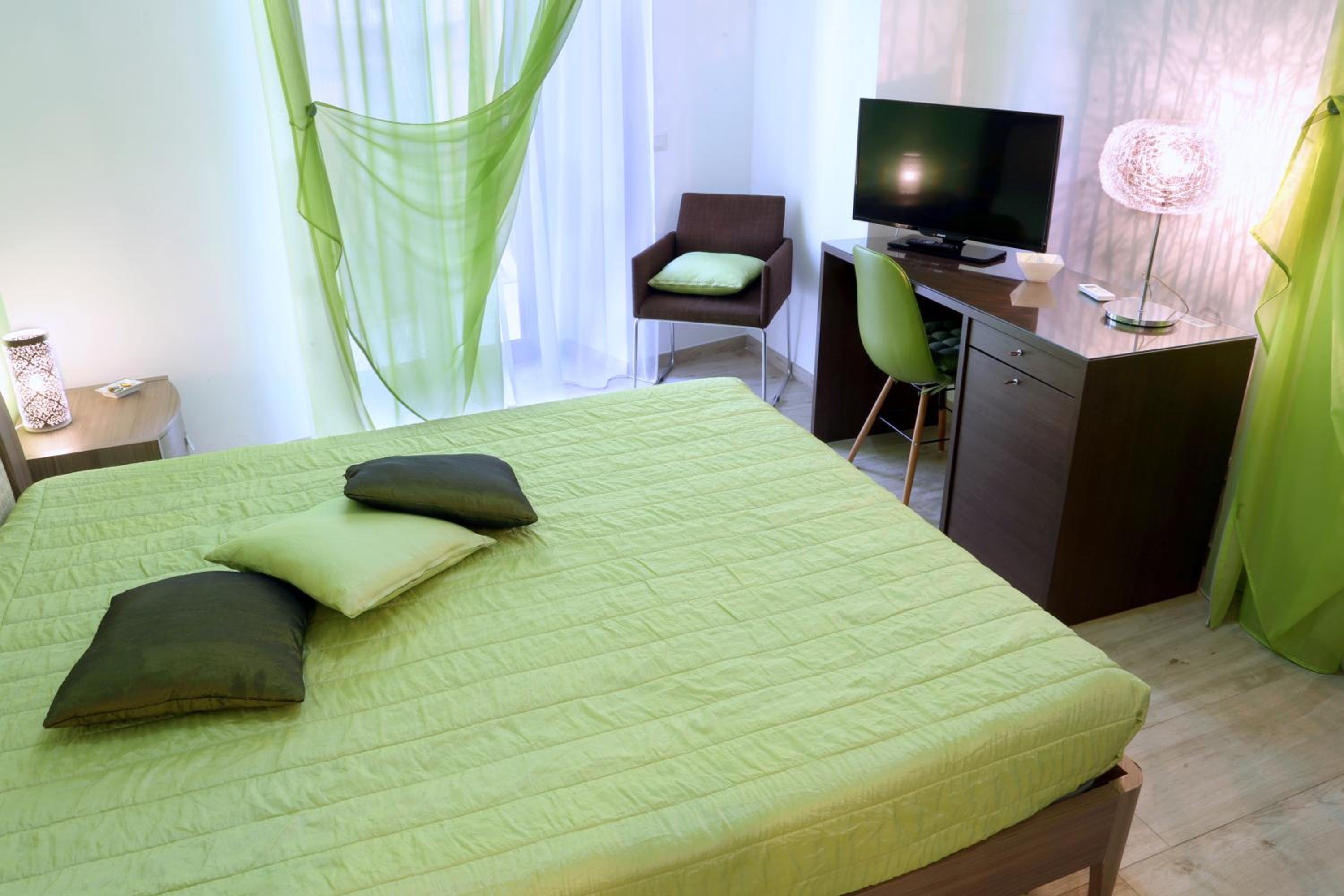 Deluxe Double Room with Balcony