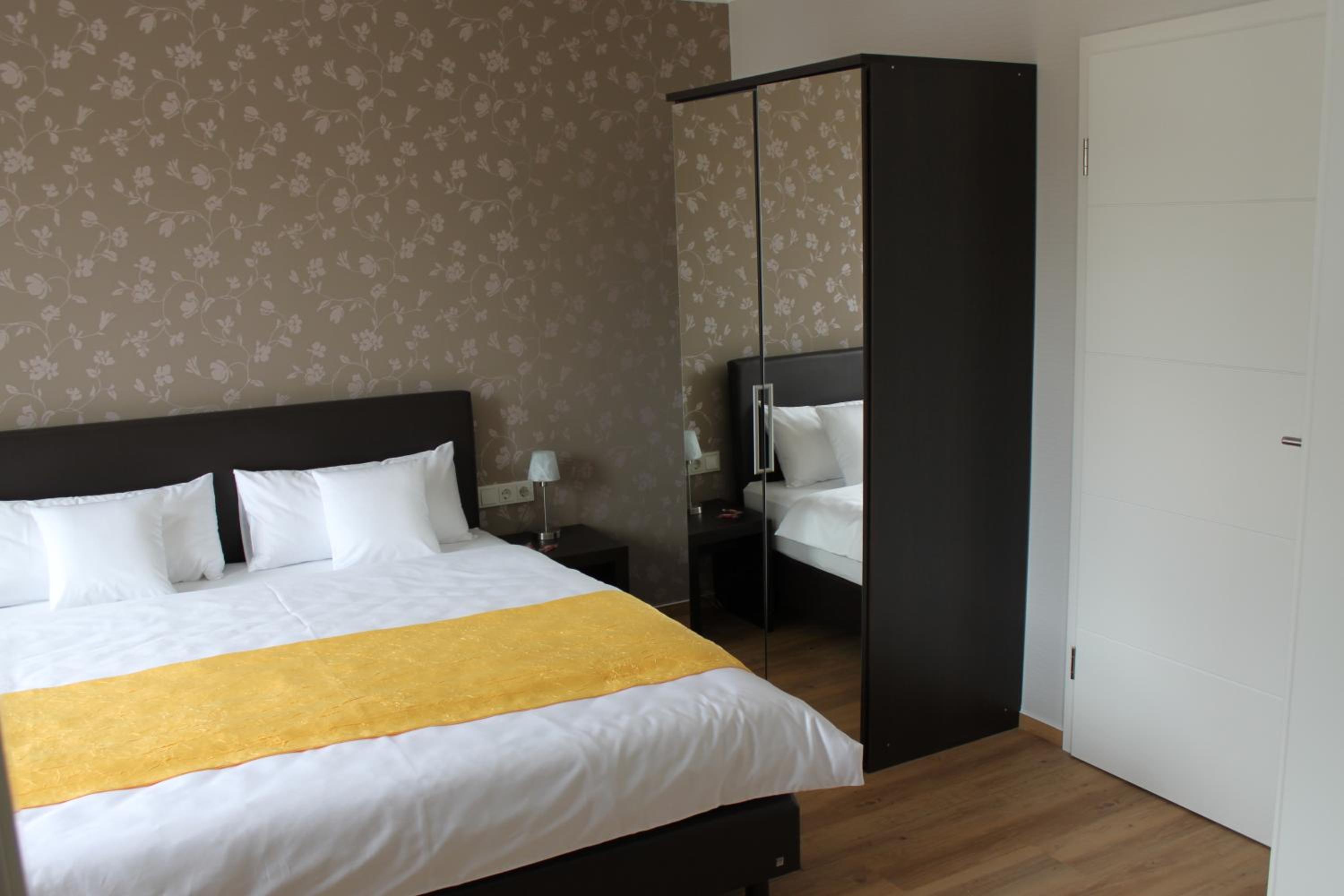 One-Bedroom Apartment (2 Adults) photo 3