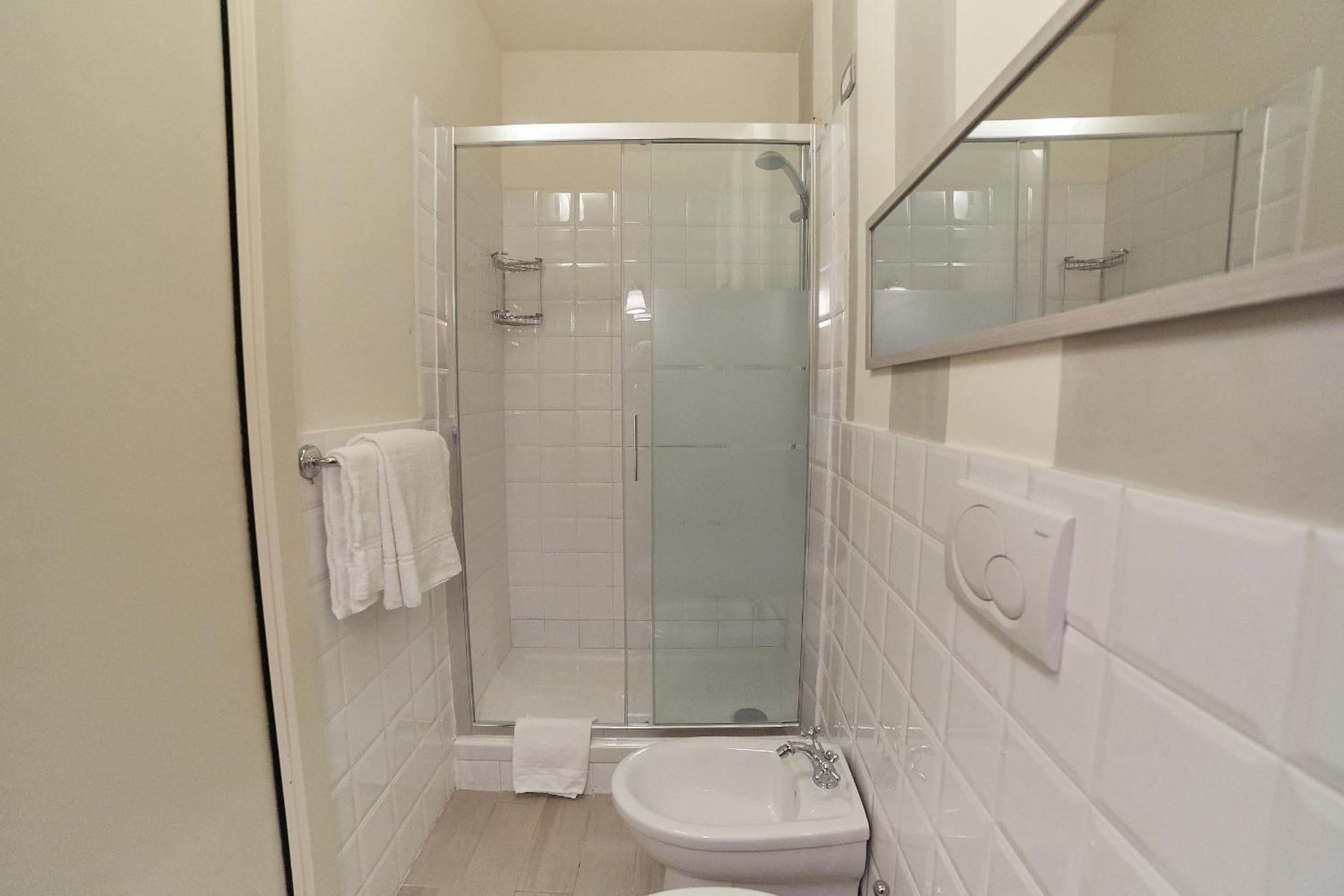 Deluxe Double Room with Balcony photo 2