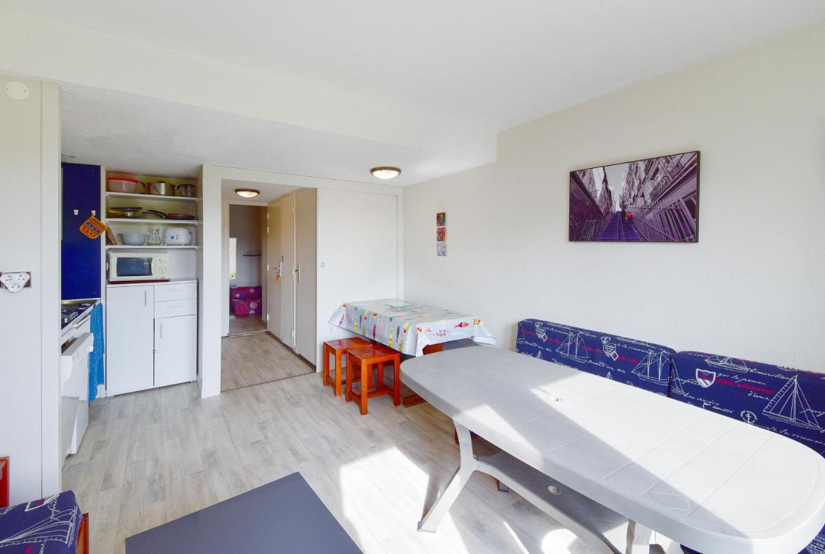 Comfort One-Bedroom Apartment (5 People) photo 1