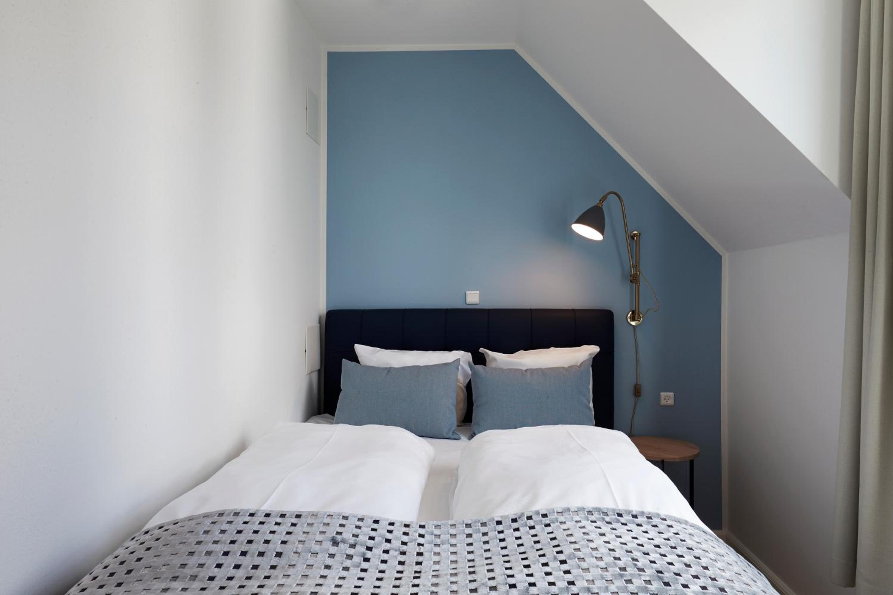 Compact Double Room - Photo 1