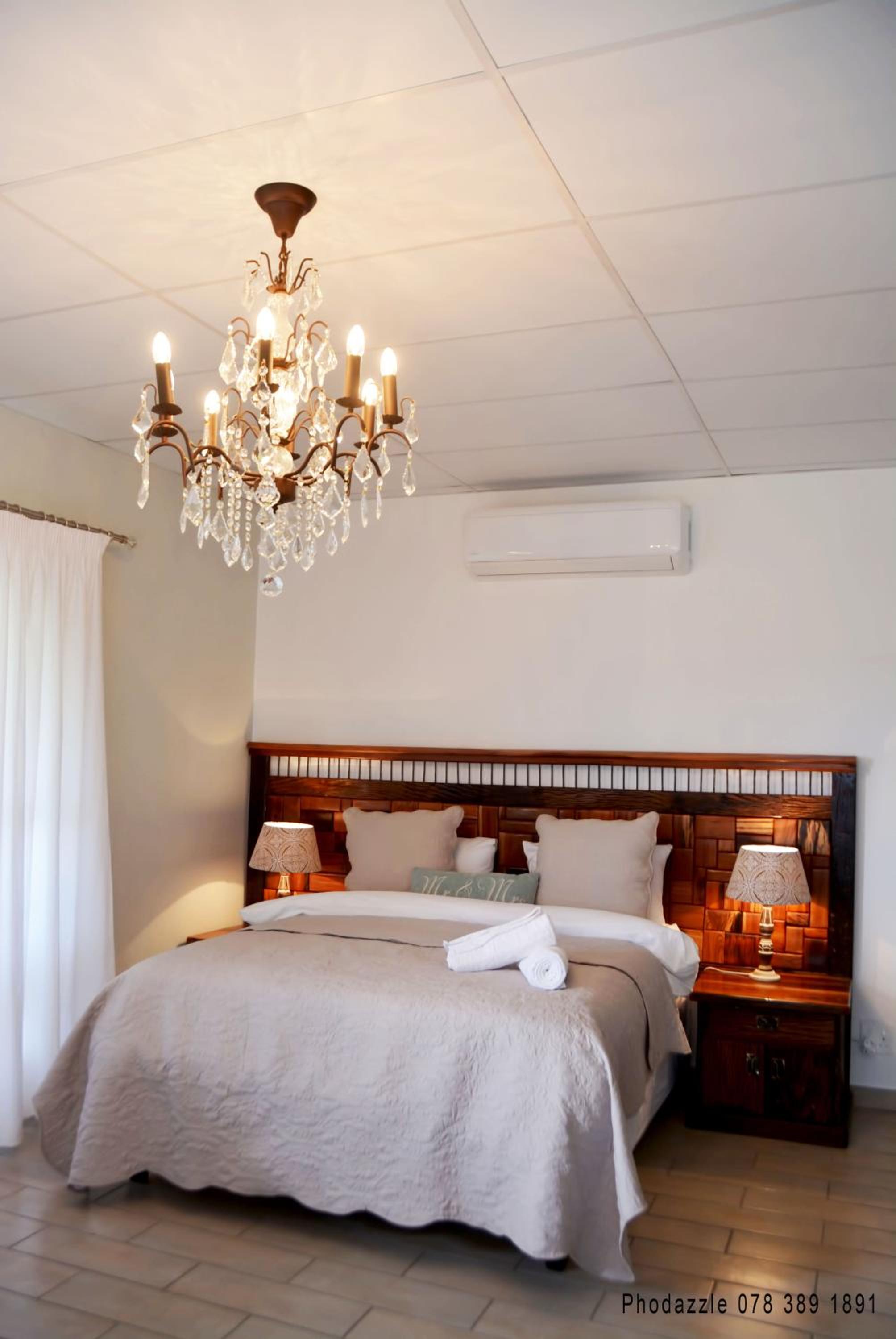 King Suite - Photo 1