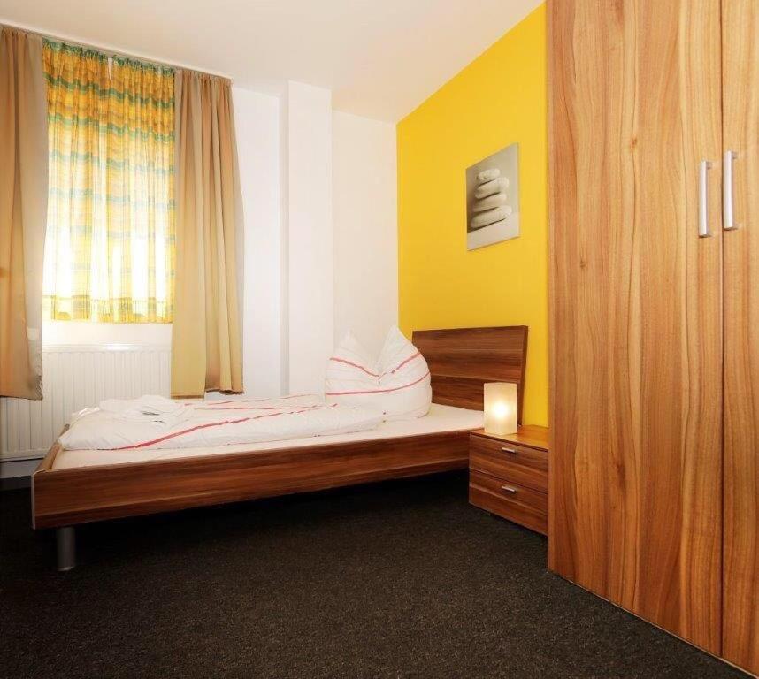 Single Room photo 3