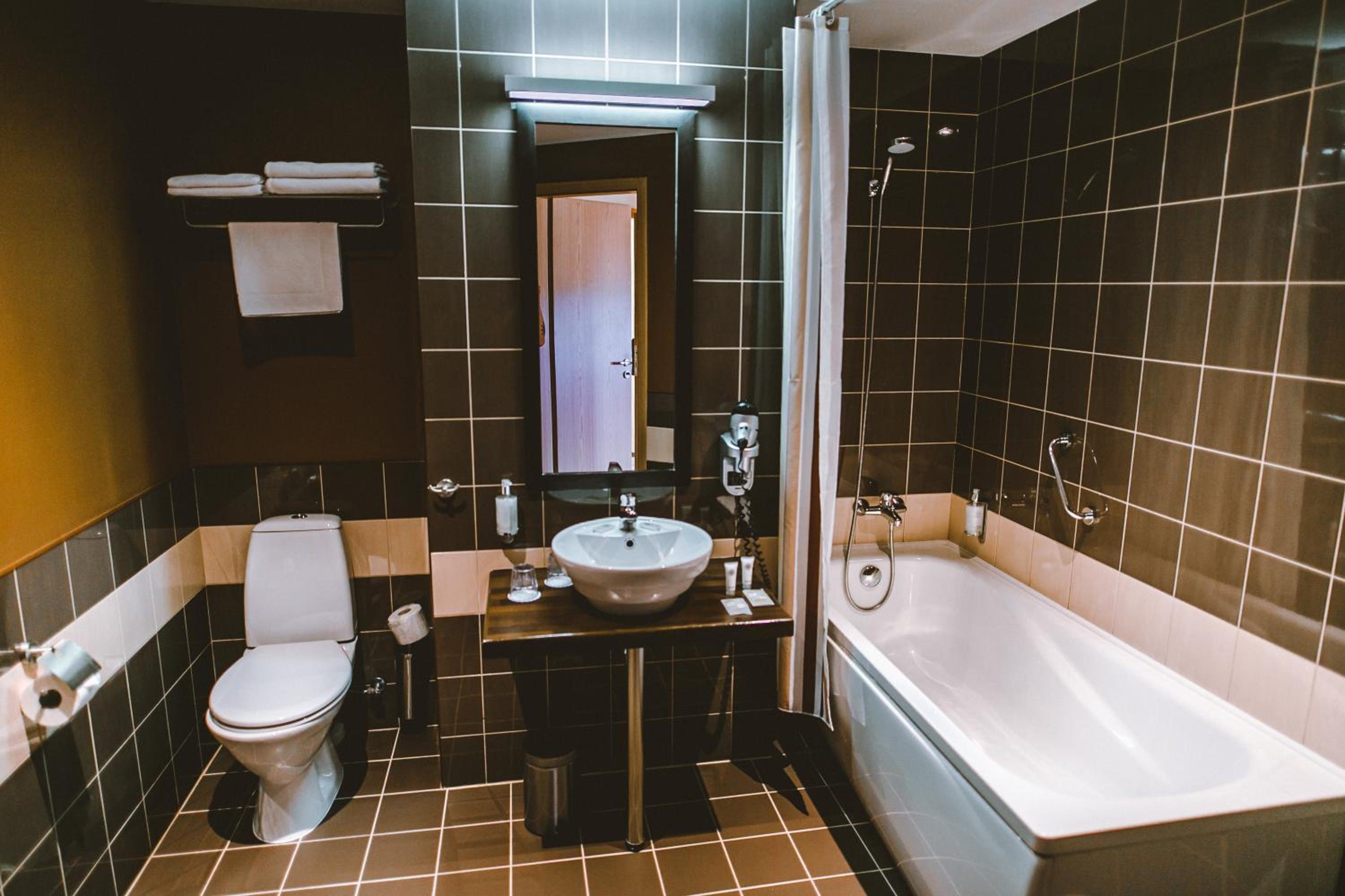 Superior Double or Twin Room with Air-conditioning  - Photo 4