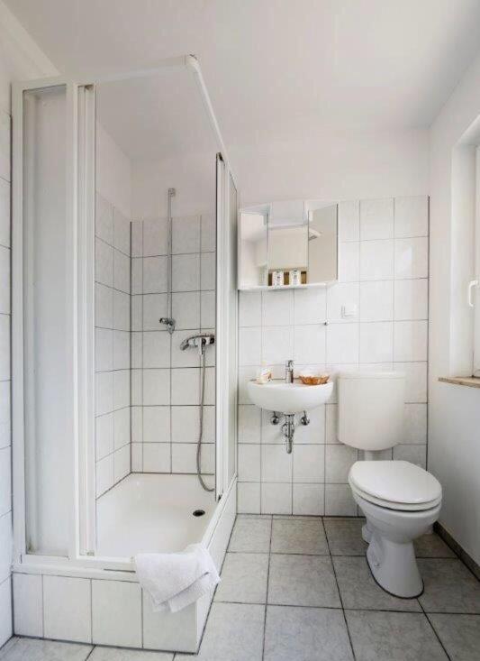 Single Room photo 2