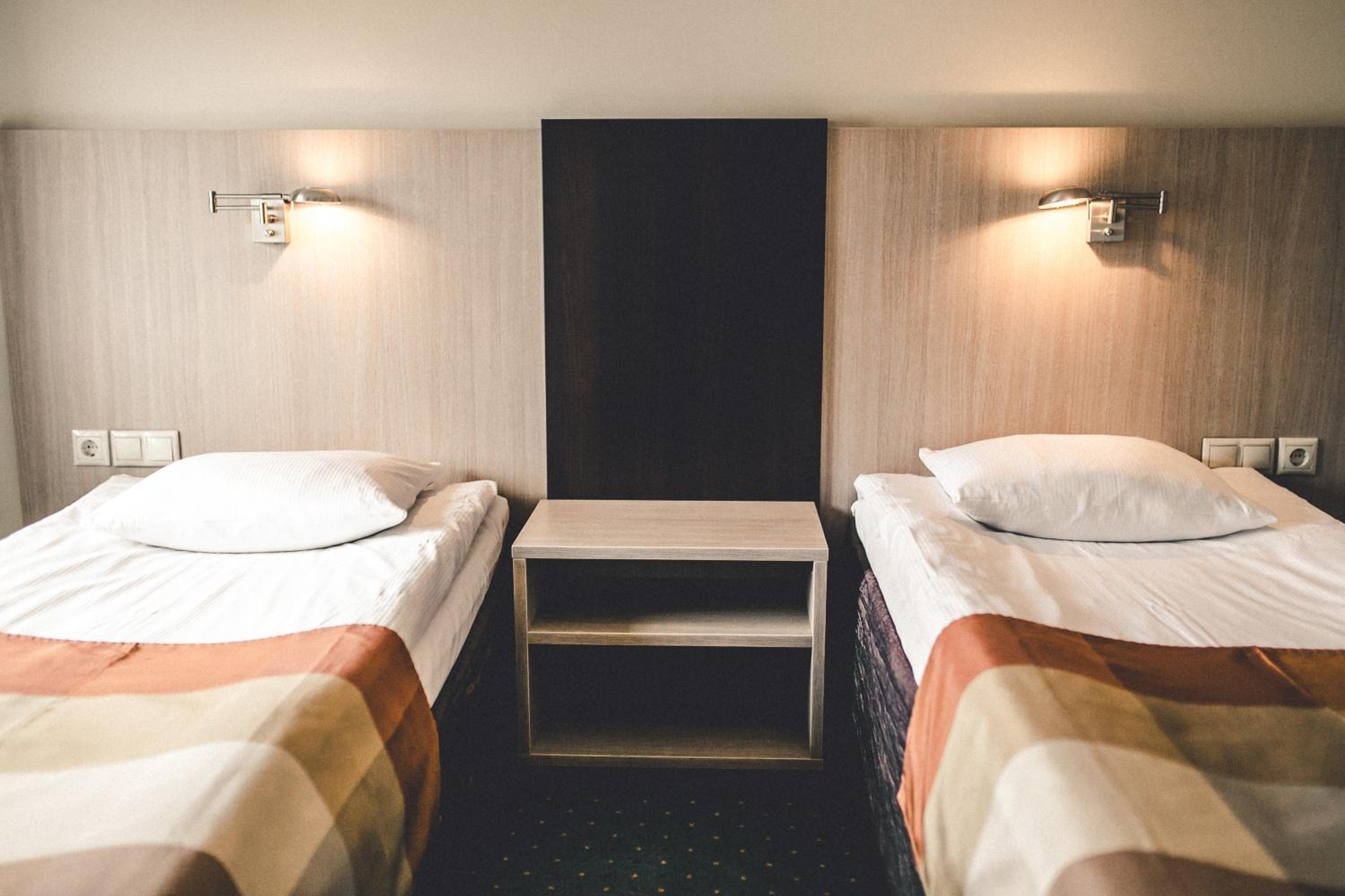 Superior Double or Twin Room with Air-conditioning  - Photo 3