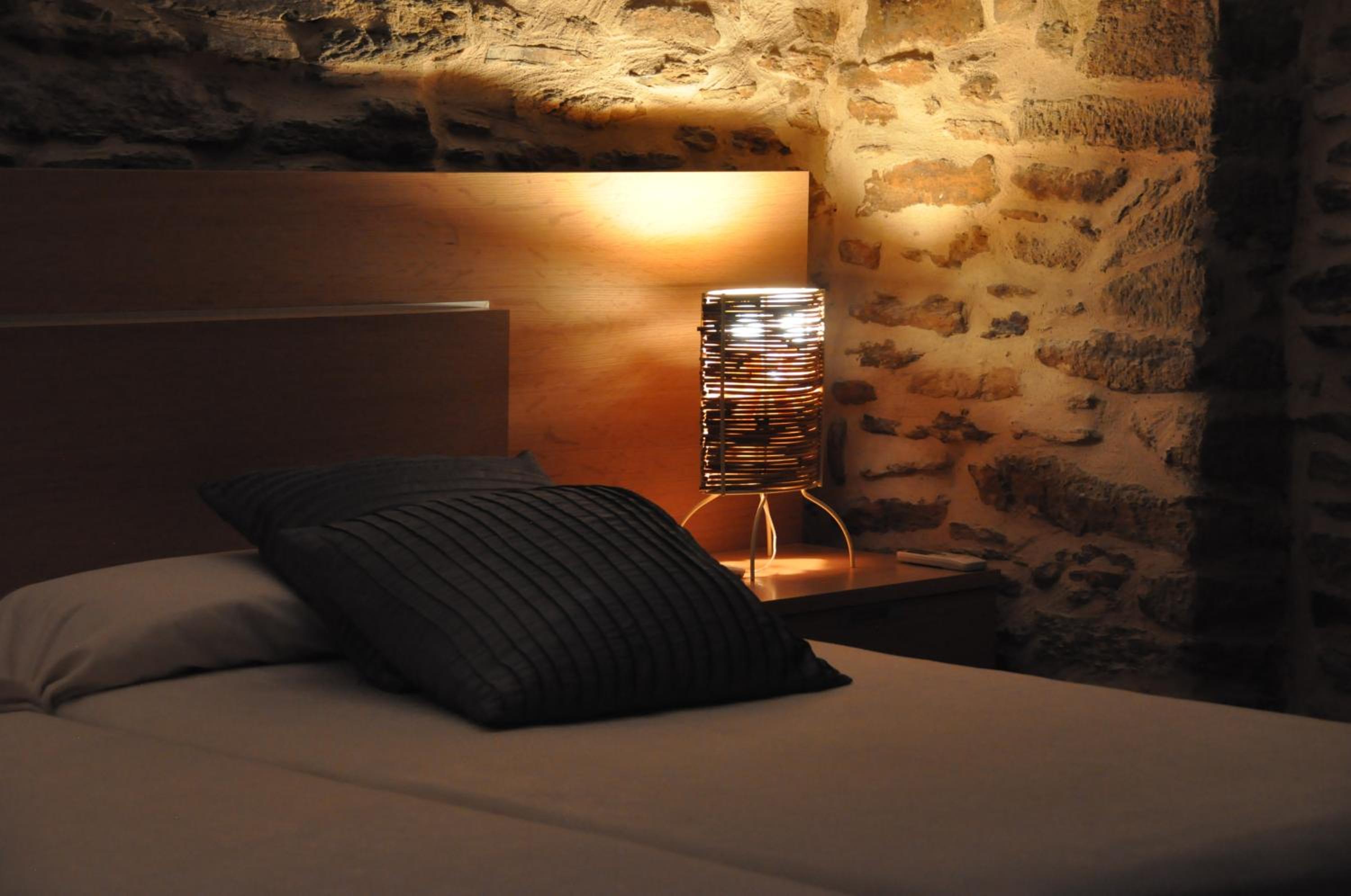 Suite with Spa Bath - Photo 22