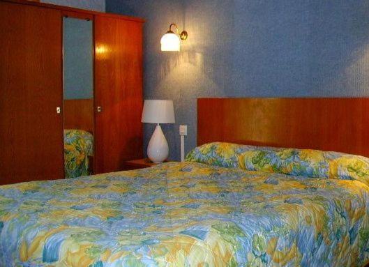 Double Room with Shower photo 2