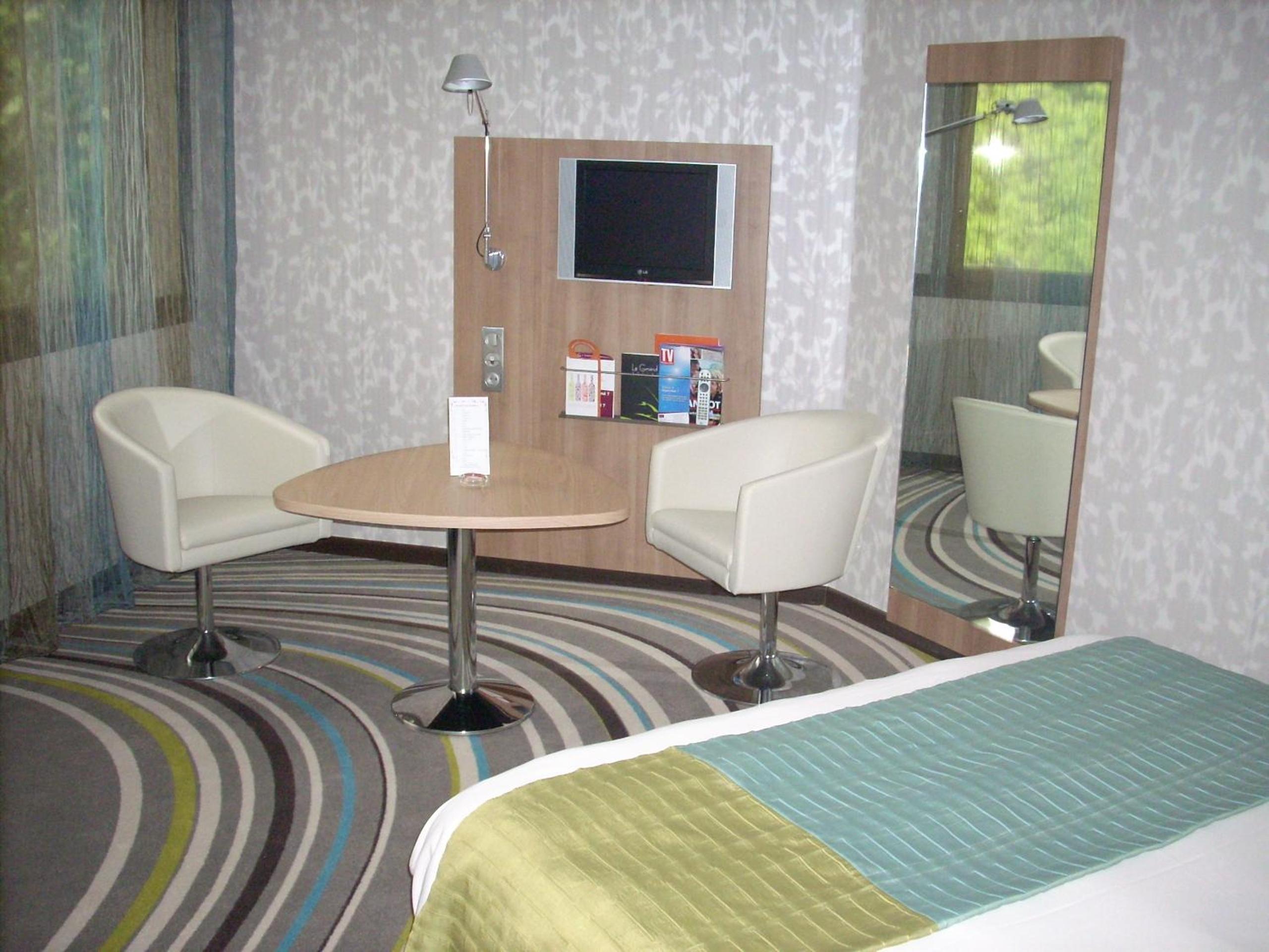Superior Double Room with 1 Double Bed Garden Side - Photo 1