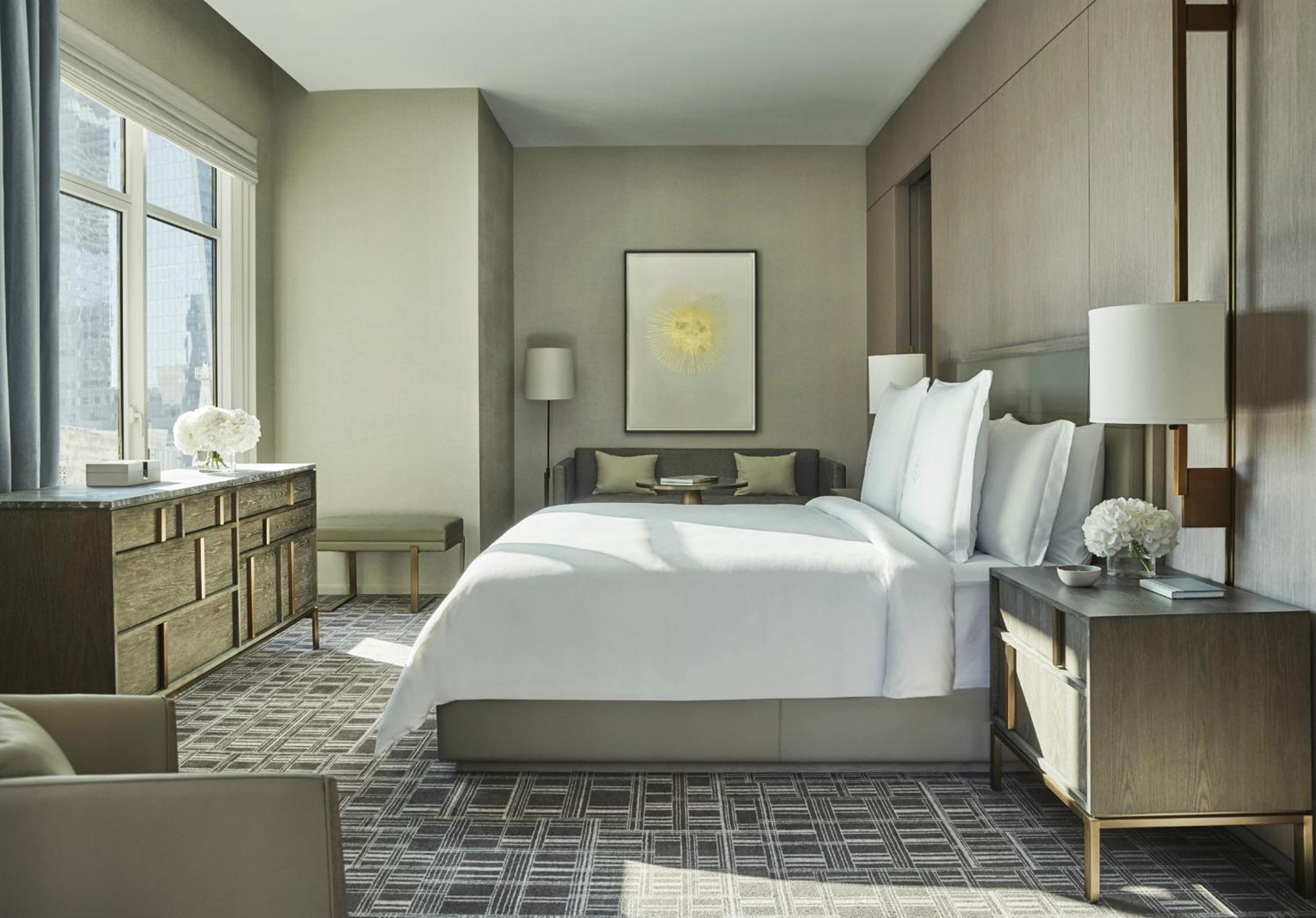 Gotham Suite