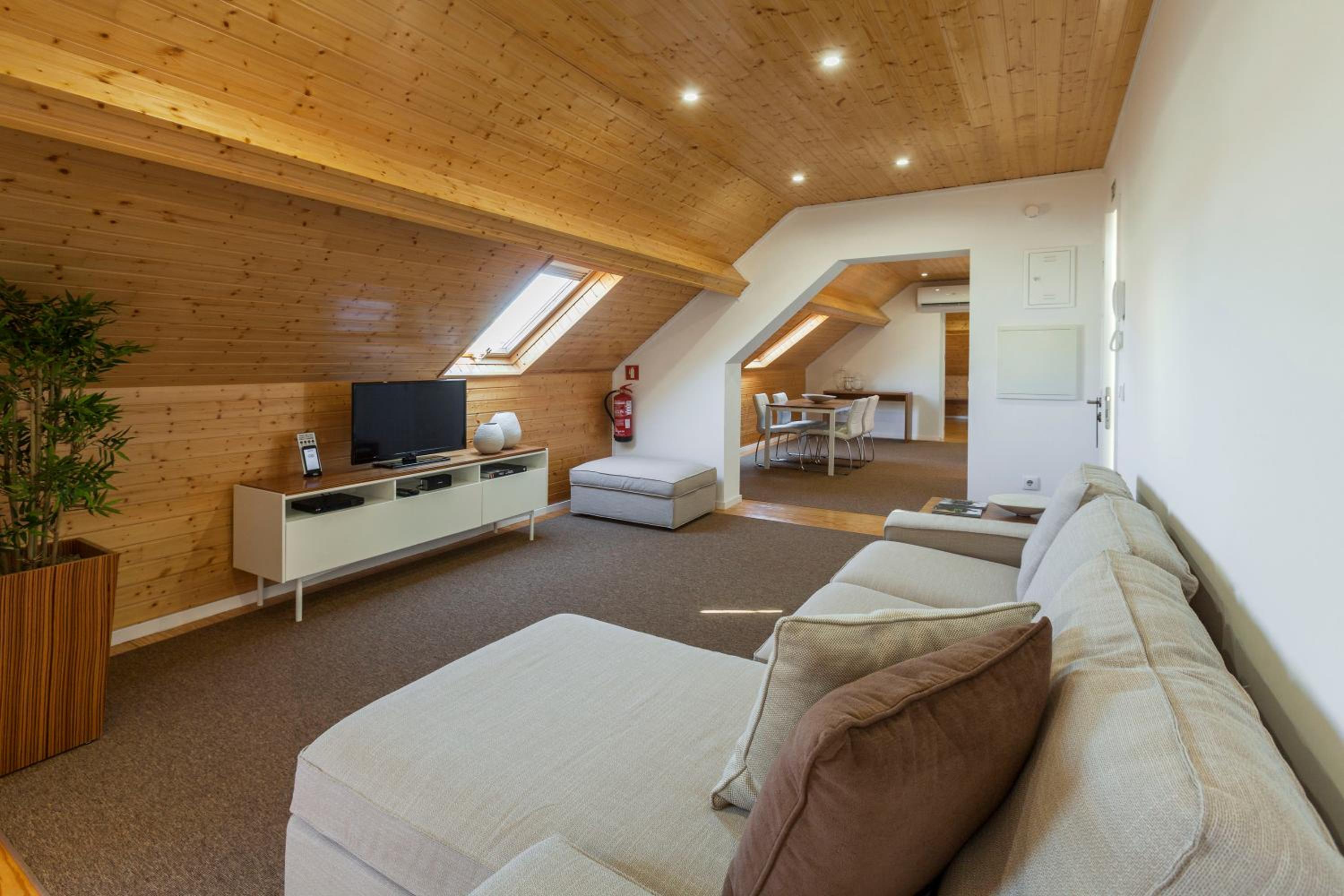 Two-Bedroom Deluxe Loft