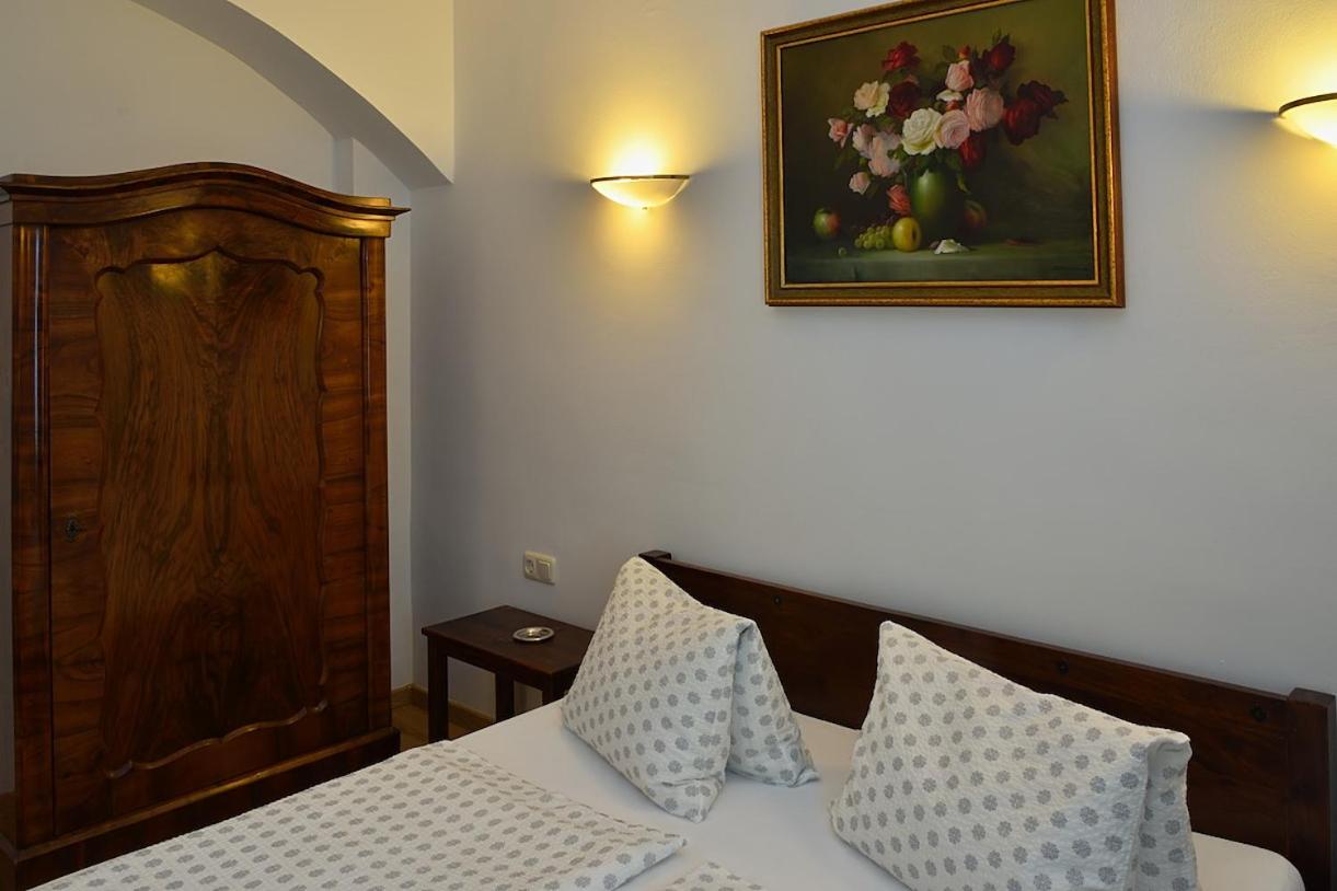 Standard Double Room photo 3