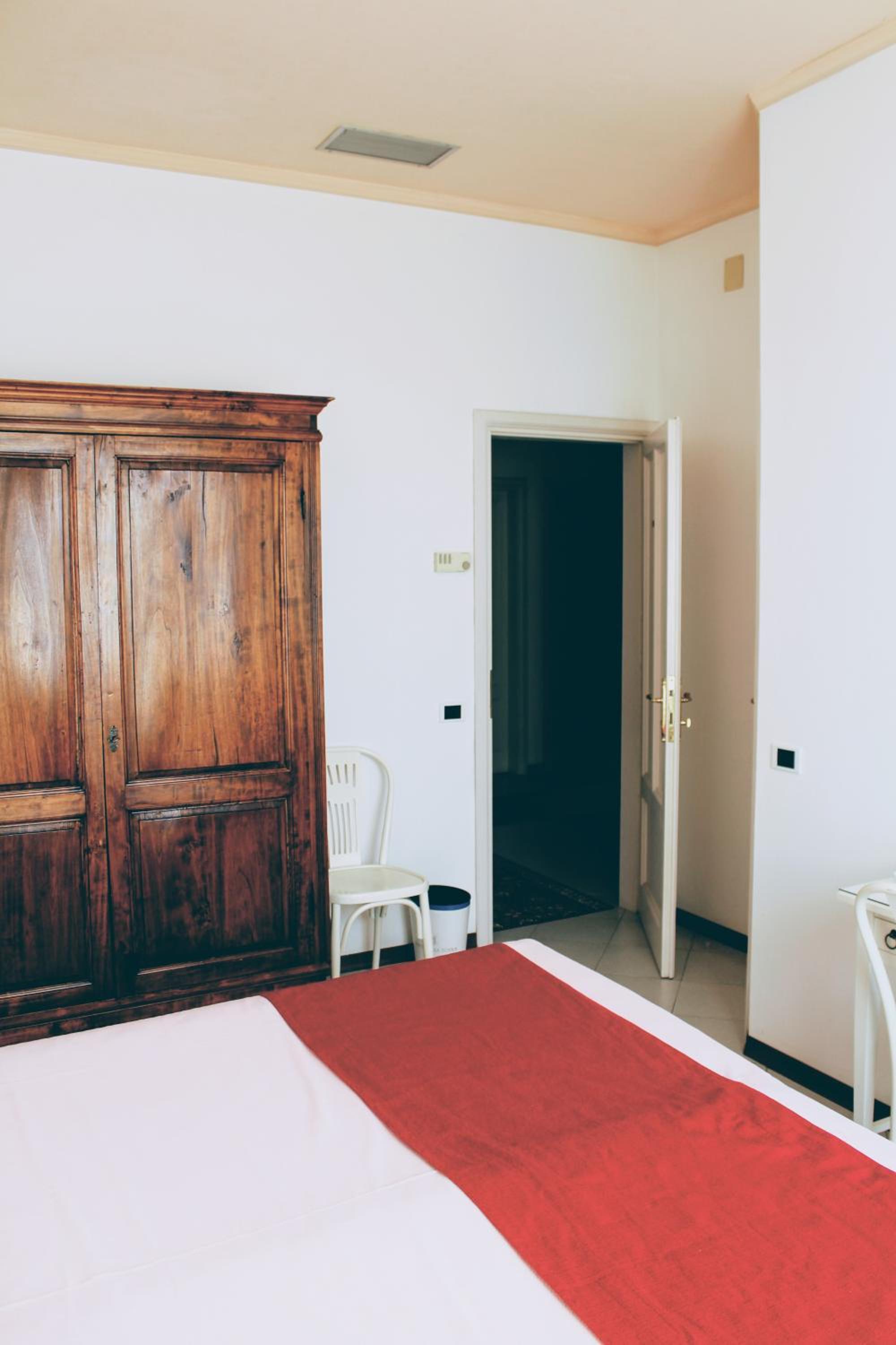 Double Room - Photo 35