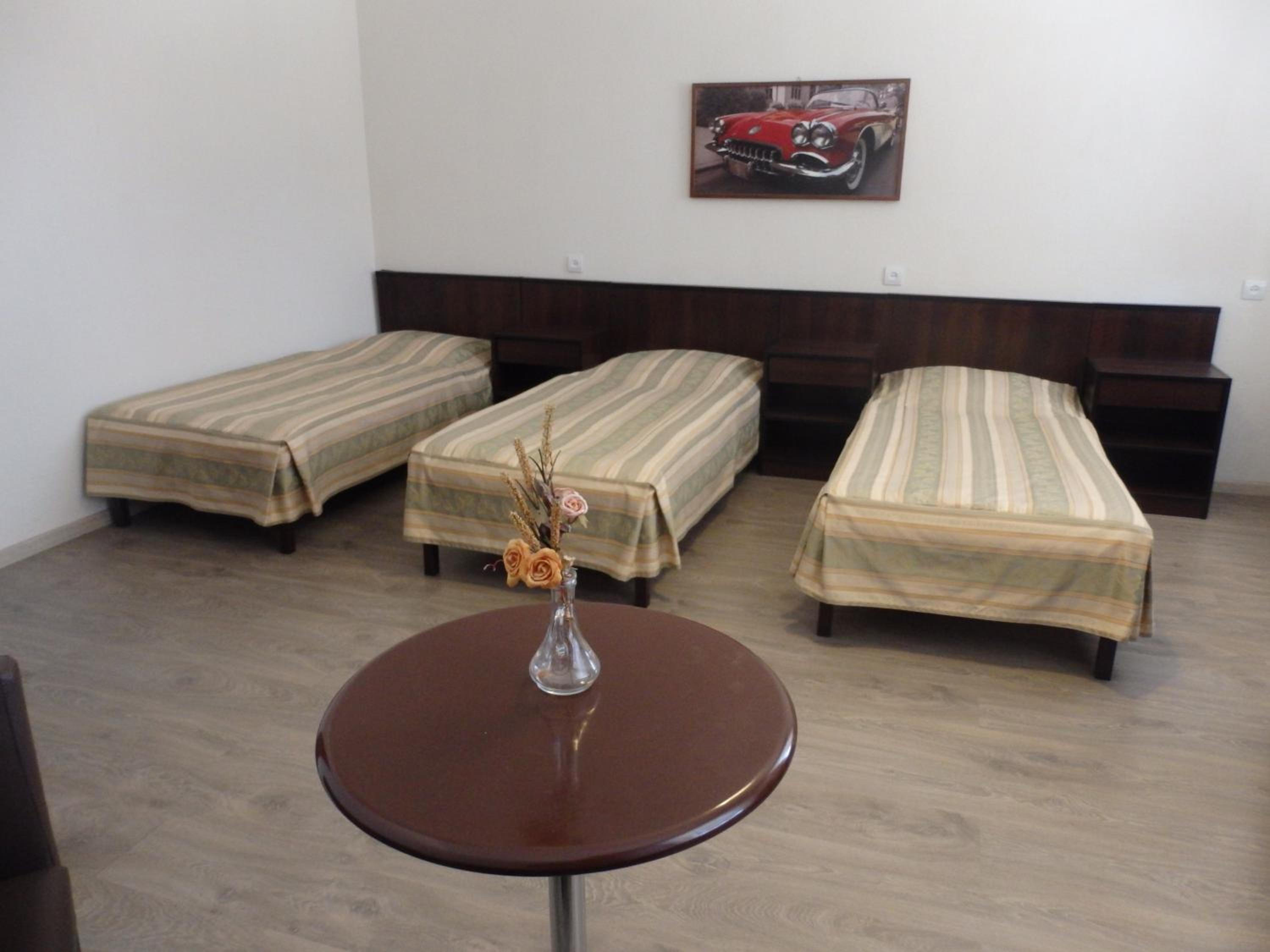 Triple Room - Photo 1