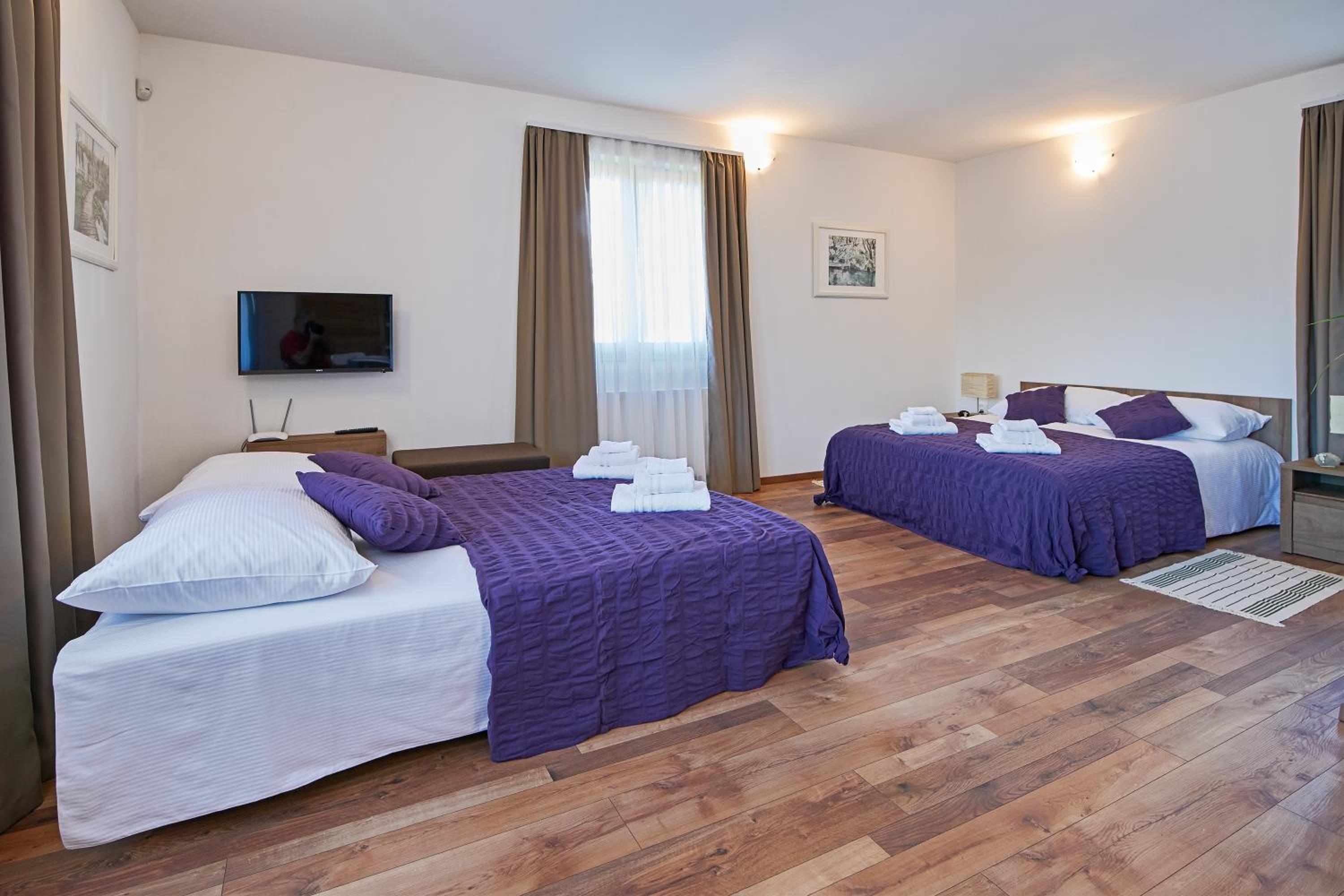Apartments for 20 people
