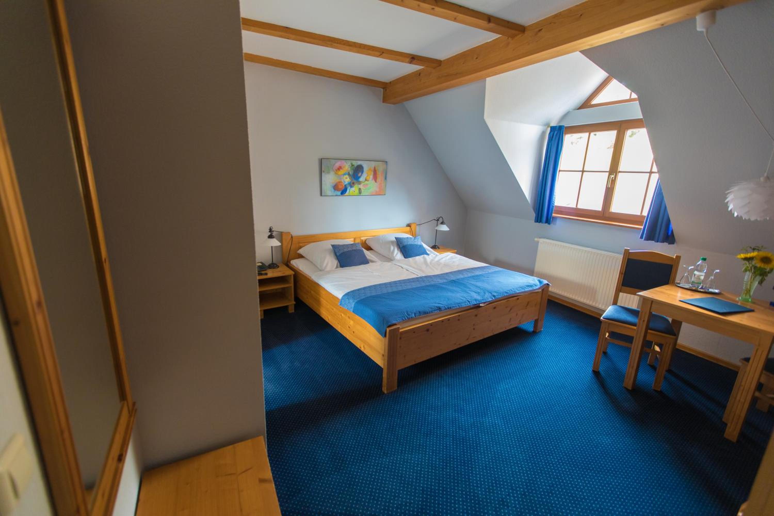 Double Room - Photo 4