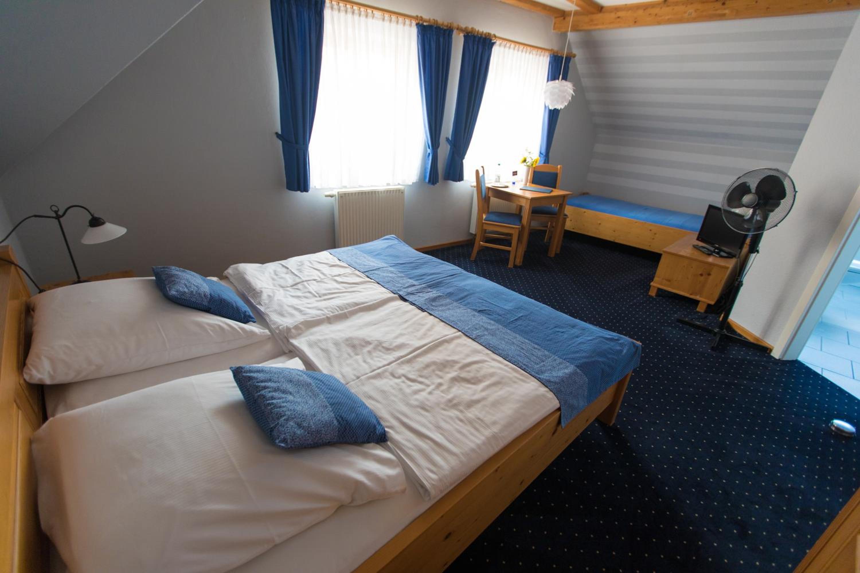 Triple Room - Photo 2