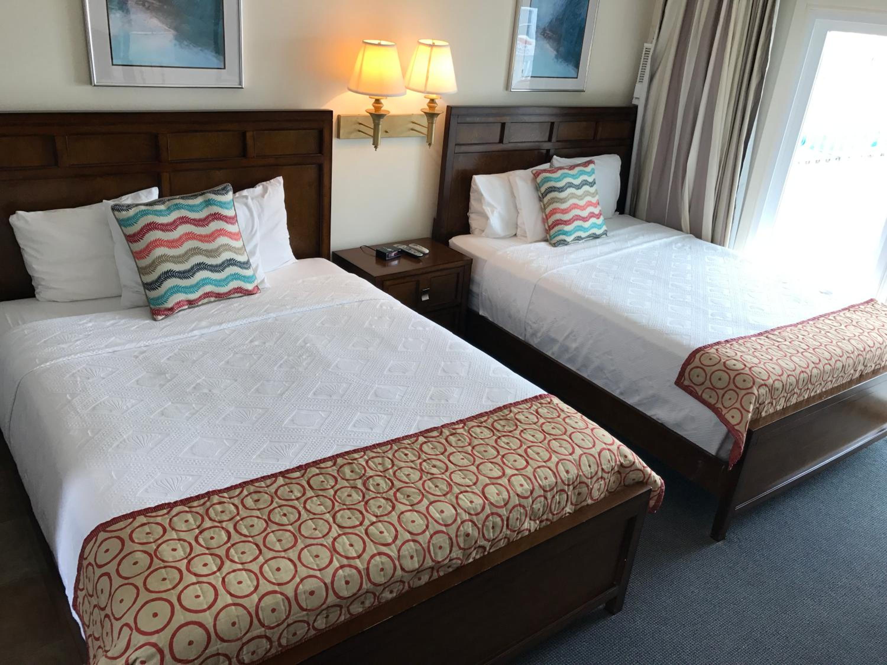 Ocean Front-Gold-Ul-2 Double Beds