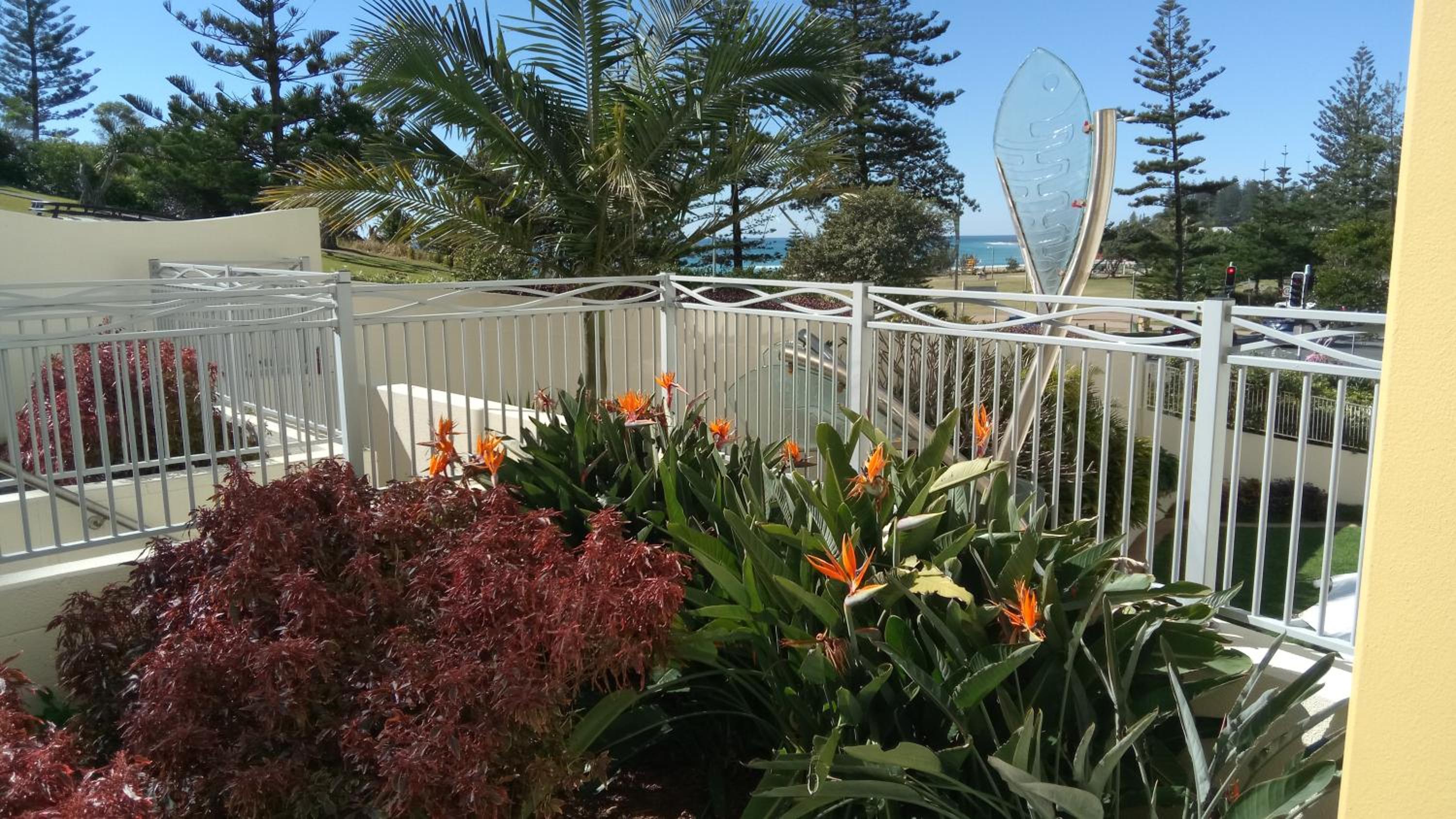 Two bedroom Apartment with Garden view - Photo 8