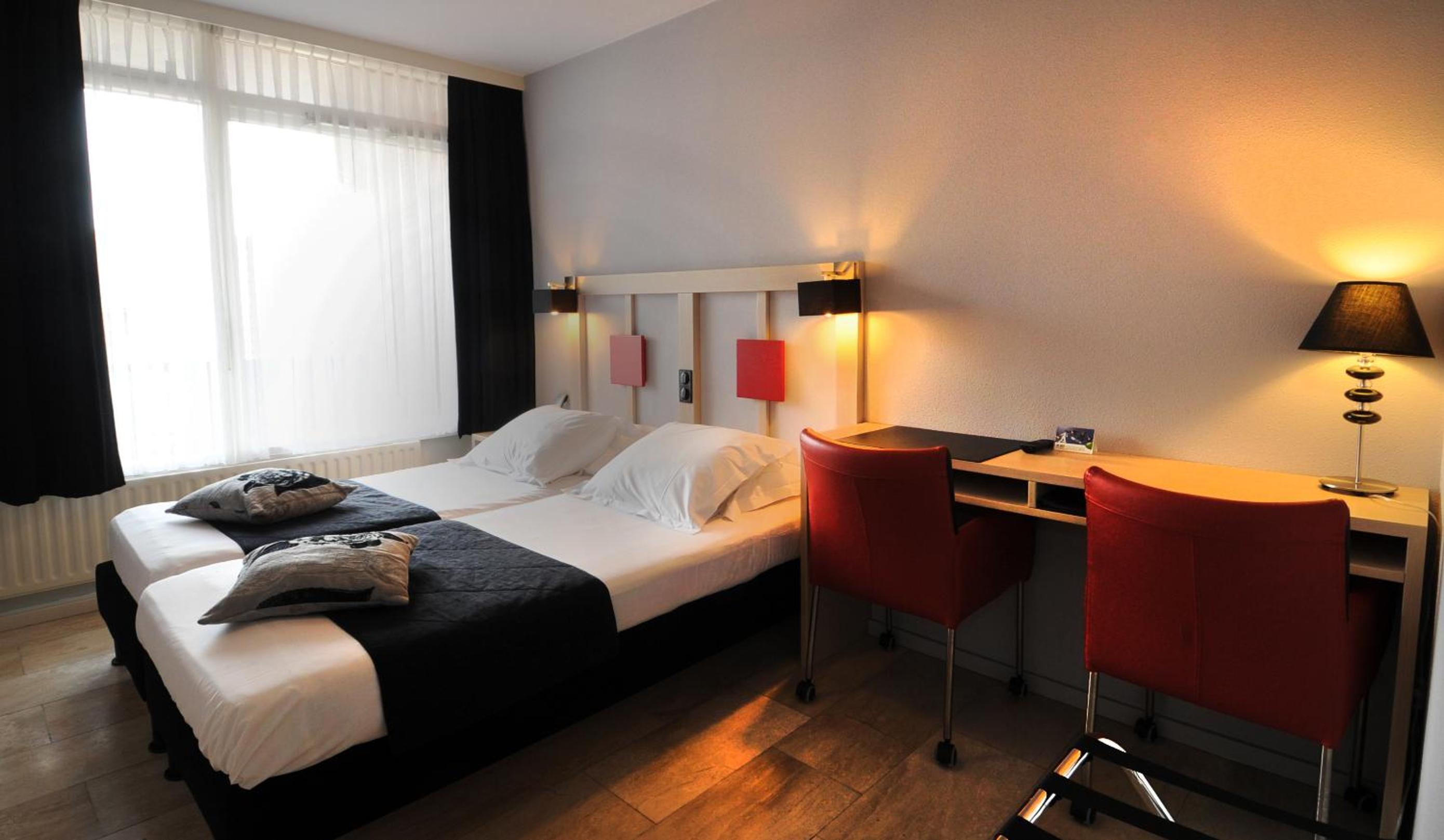 Standard Double Room (Pets not Allowed) photo 2