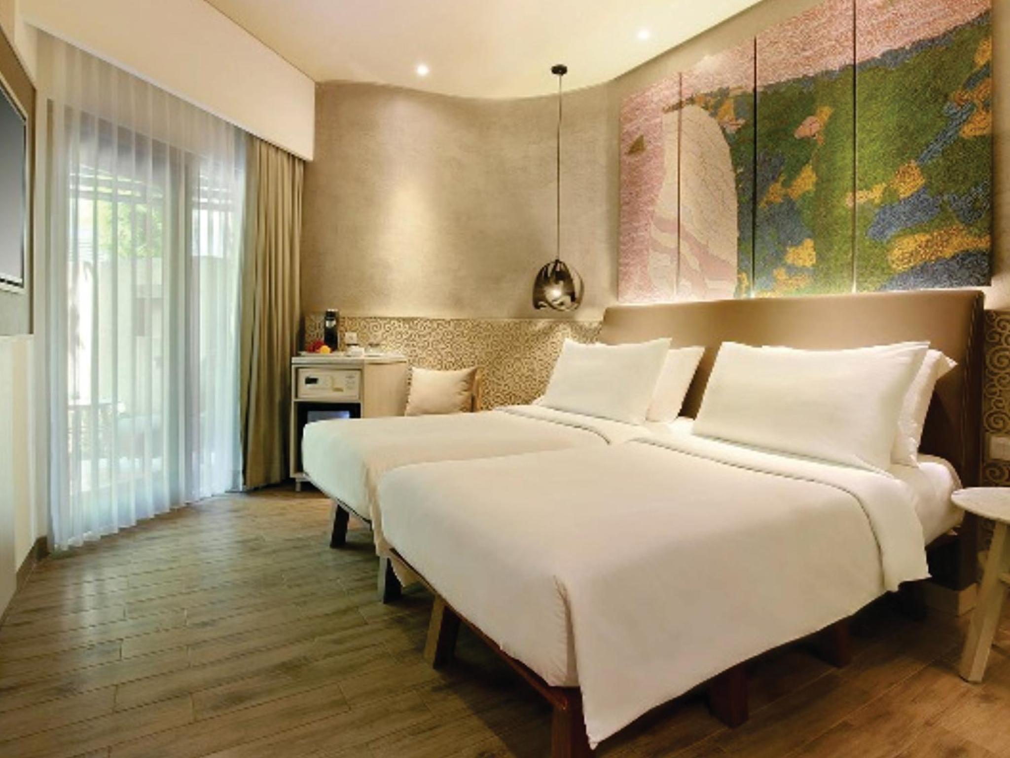 Superior Twin Room with Free Benefit - Photo 1