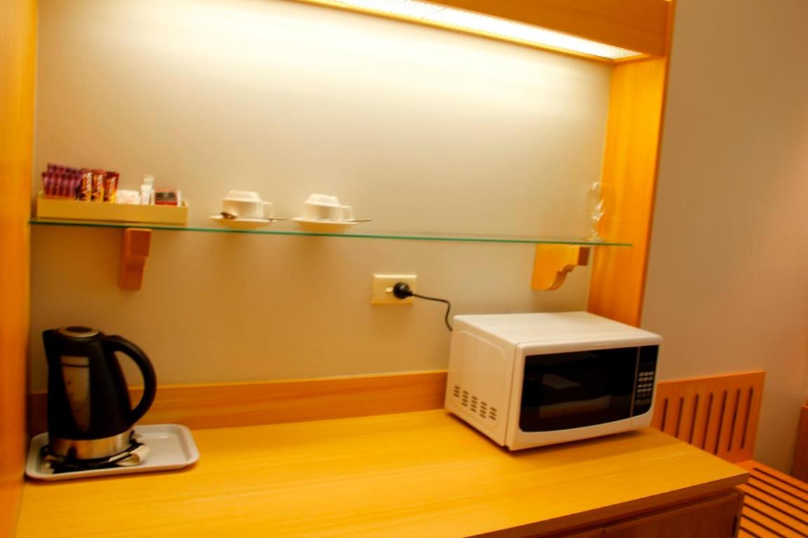 Executive Room - Photo 6