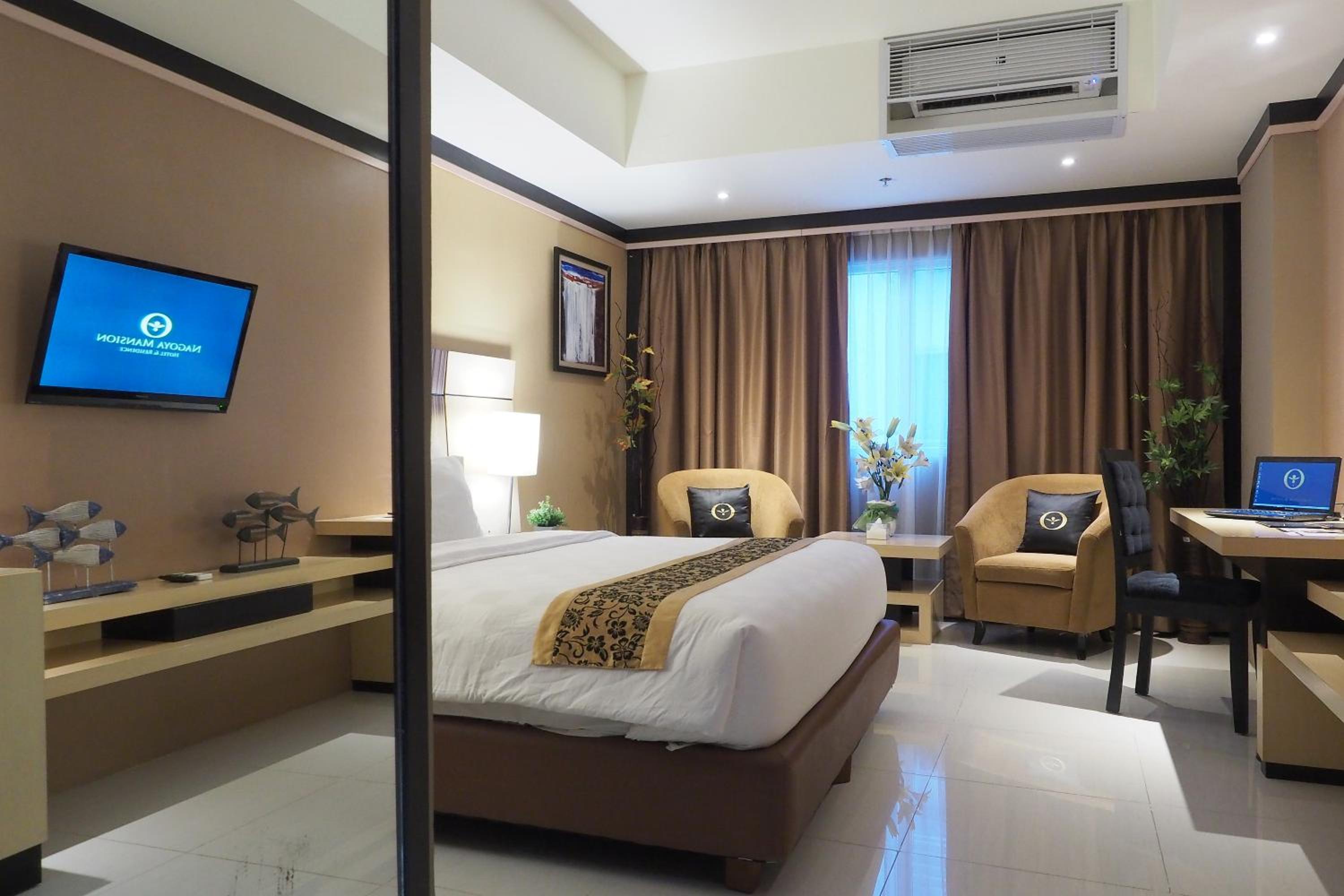 Deluxe Double or Twin Room photo 1