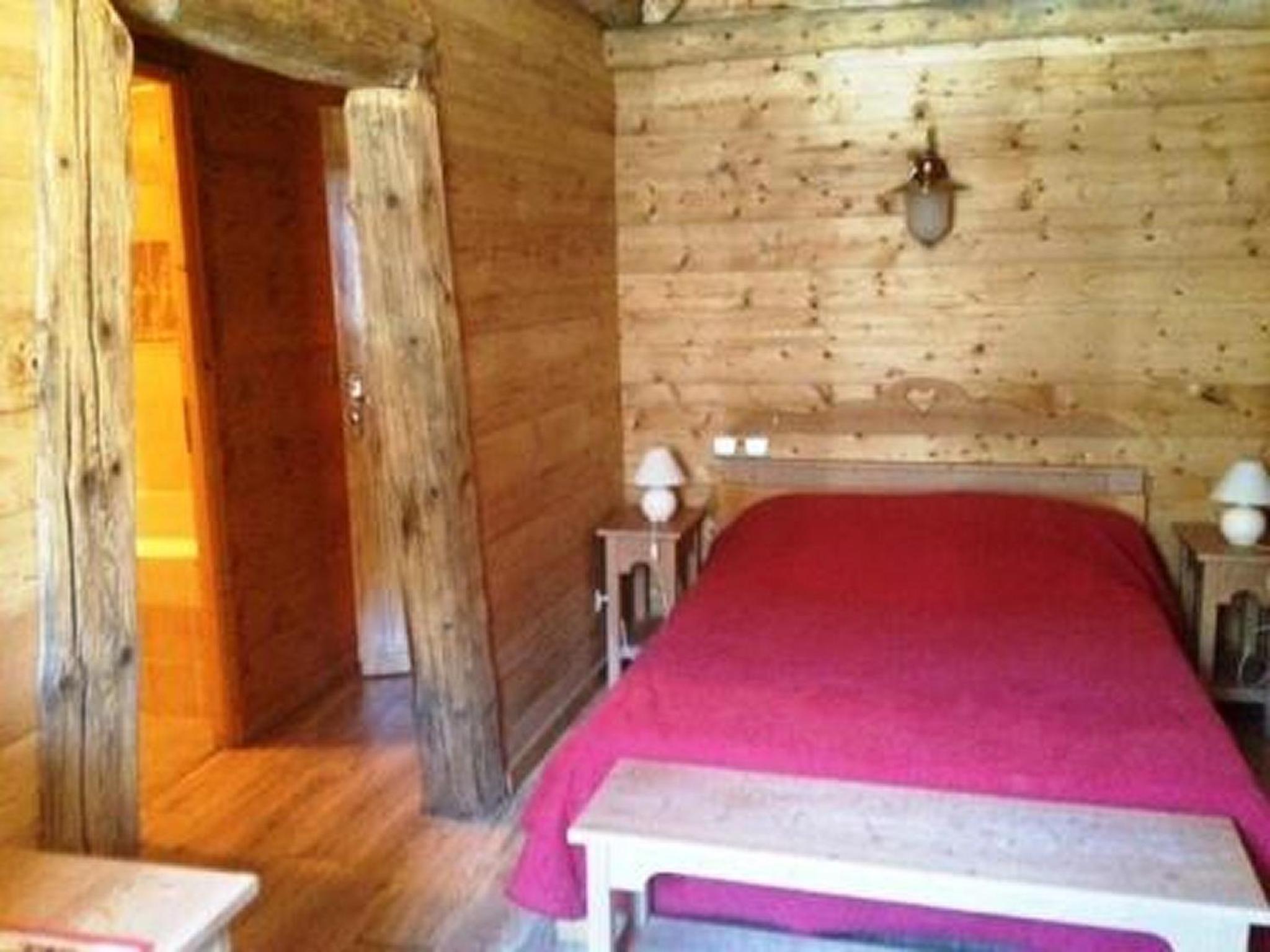 Family Room (2 Adults + 2 Children)