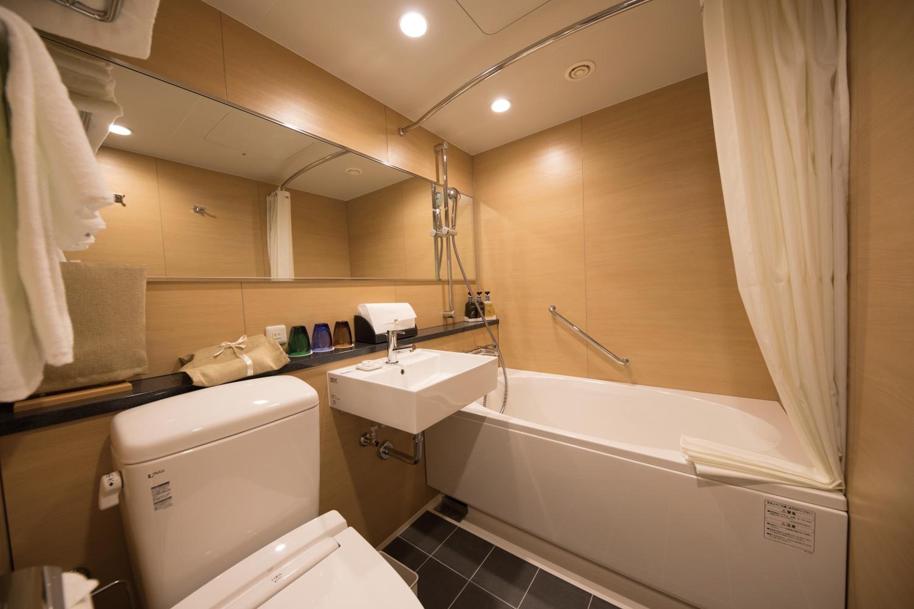 Deluxe Twin Room photo 2