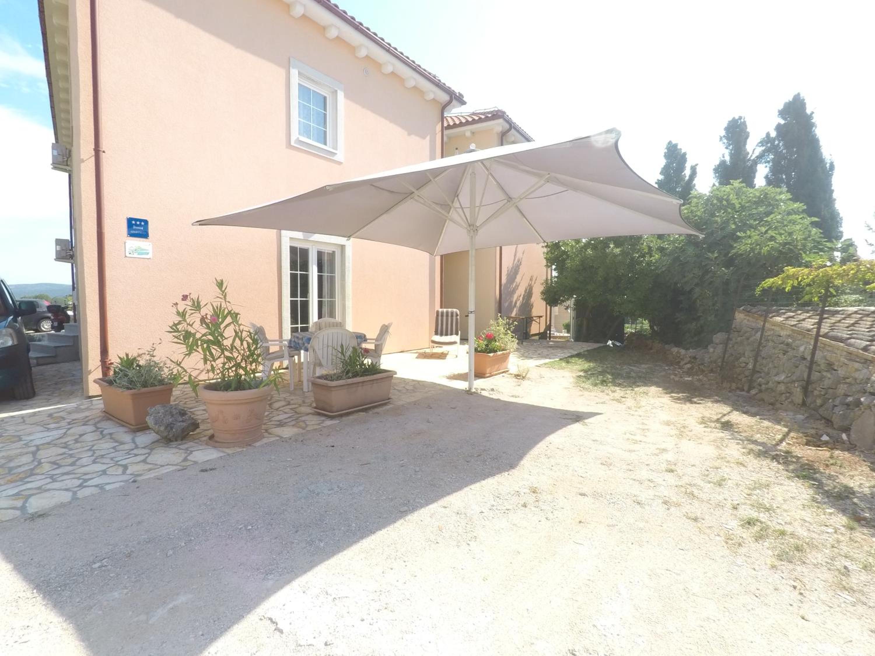 Apartment with Terrace photo 3