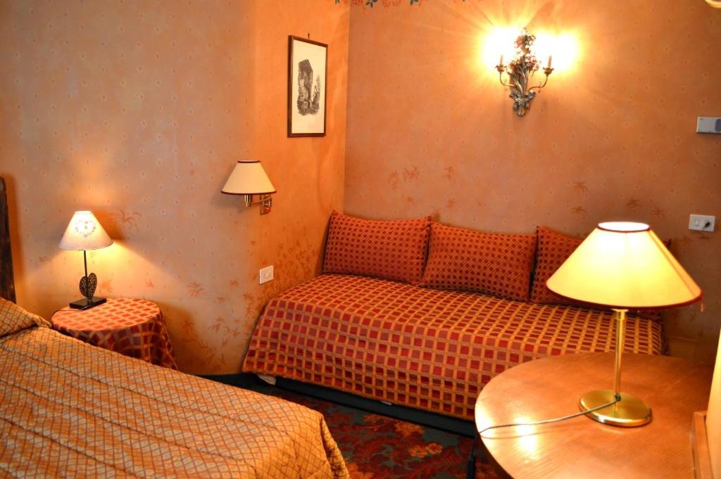 Triple Room photo 2