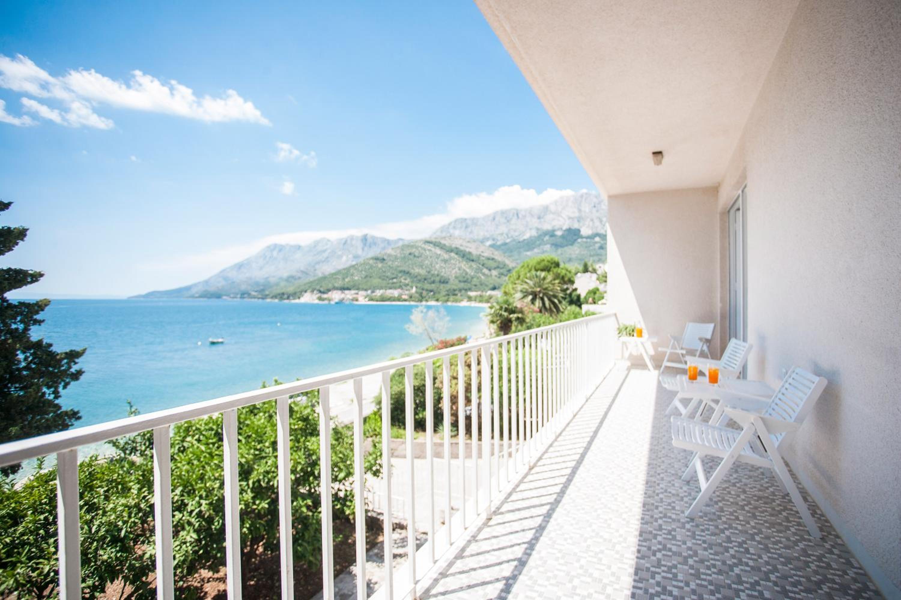 Villa - Beach Front photo 2