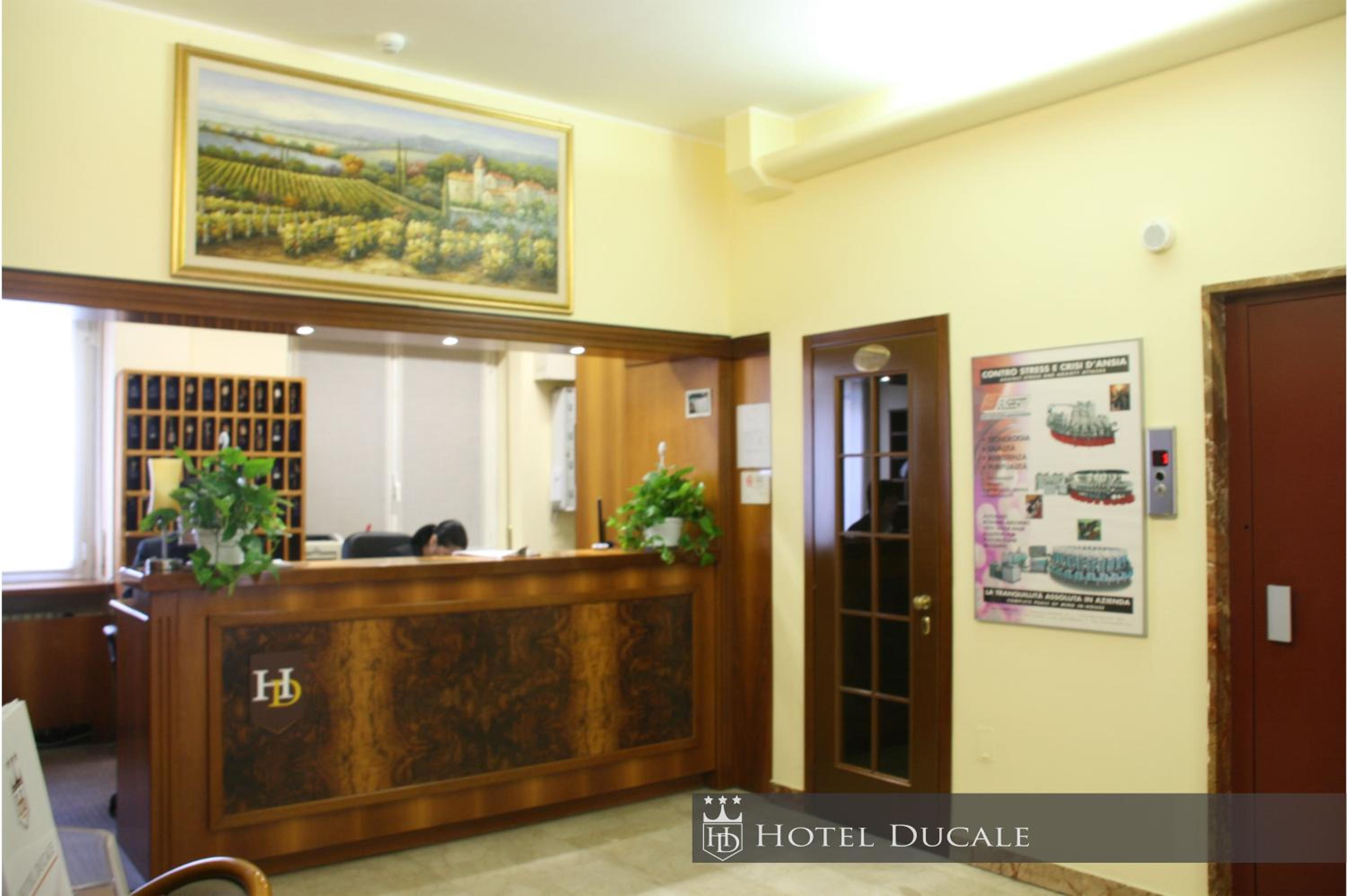 Double or Twin Room - Photo 3