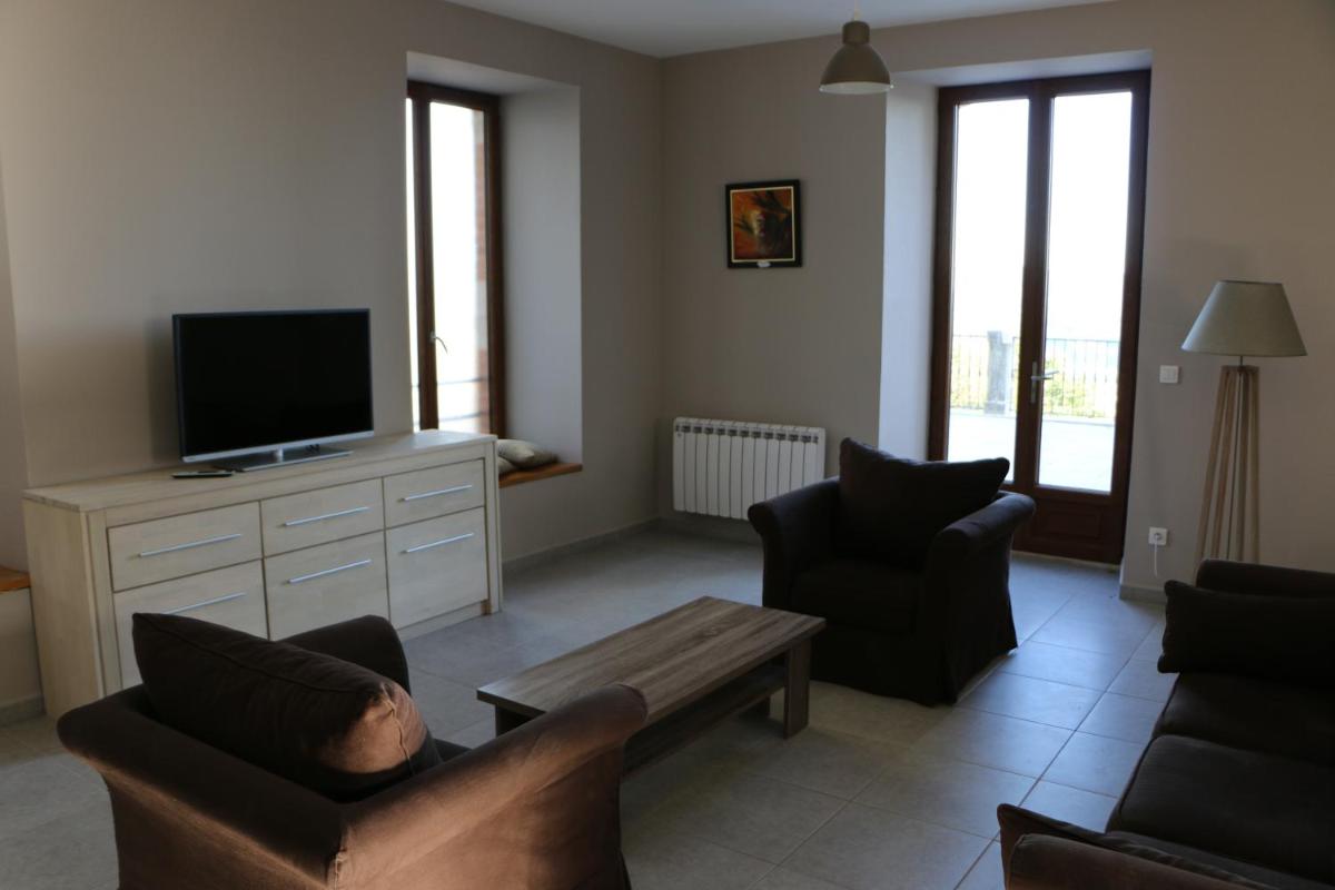 Superior Holiday Home (6 Adults) photo 1