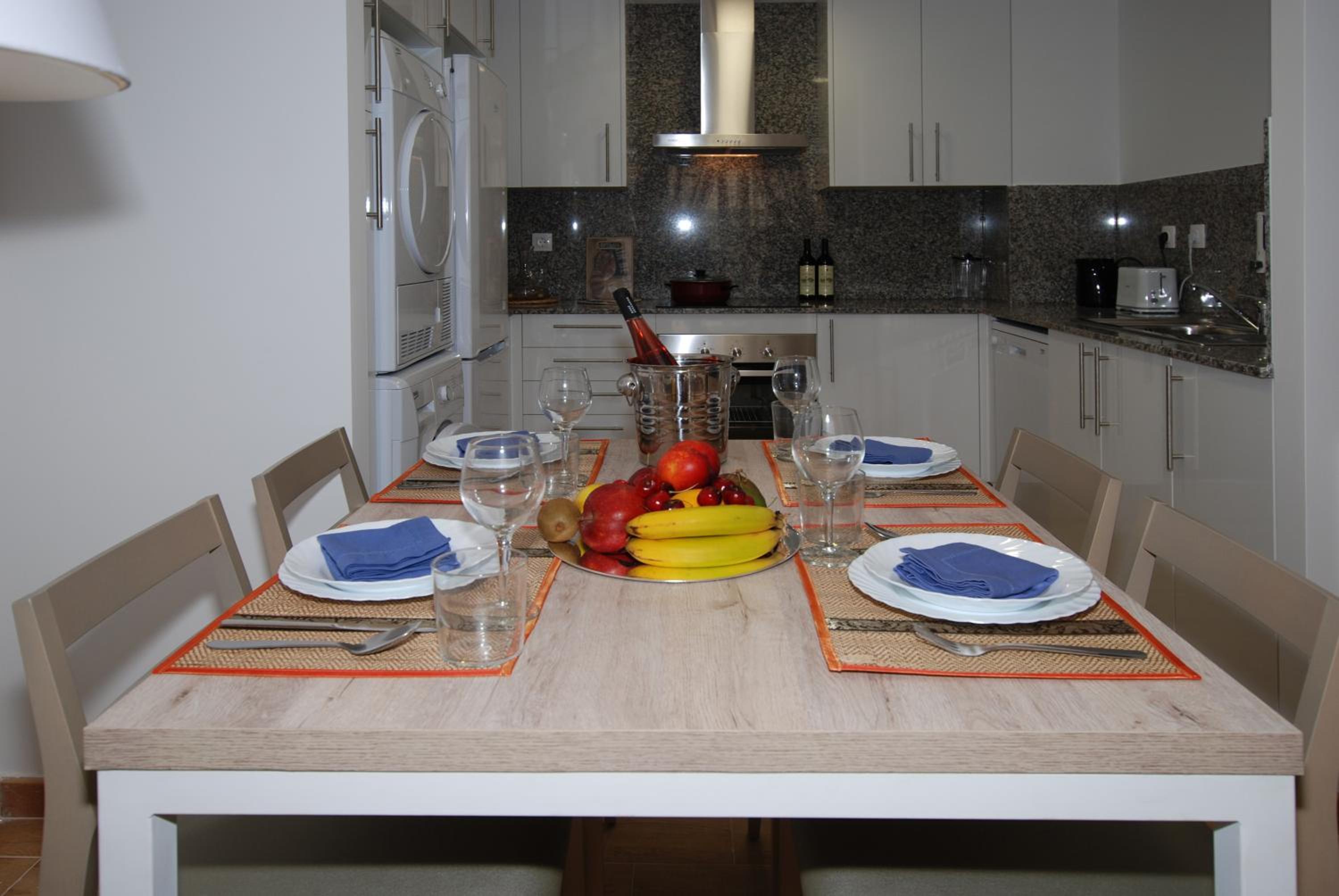Apartment - Photo 3