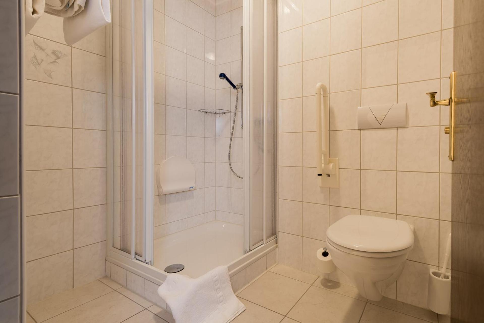 Double Room - Photo 4