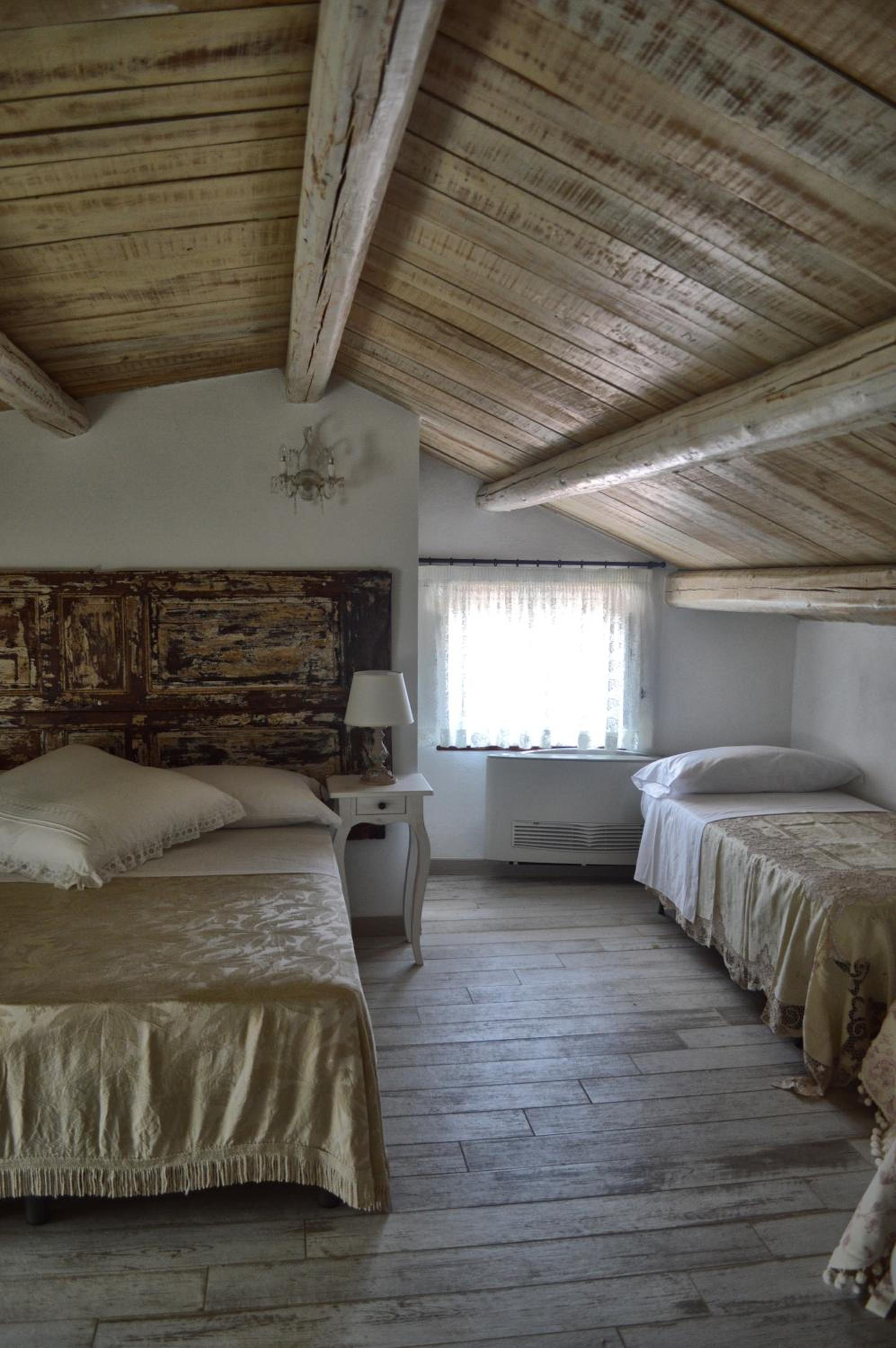 Deluxe Double or Twin Room - Photo 1