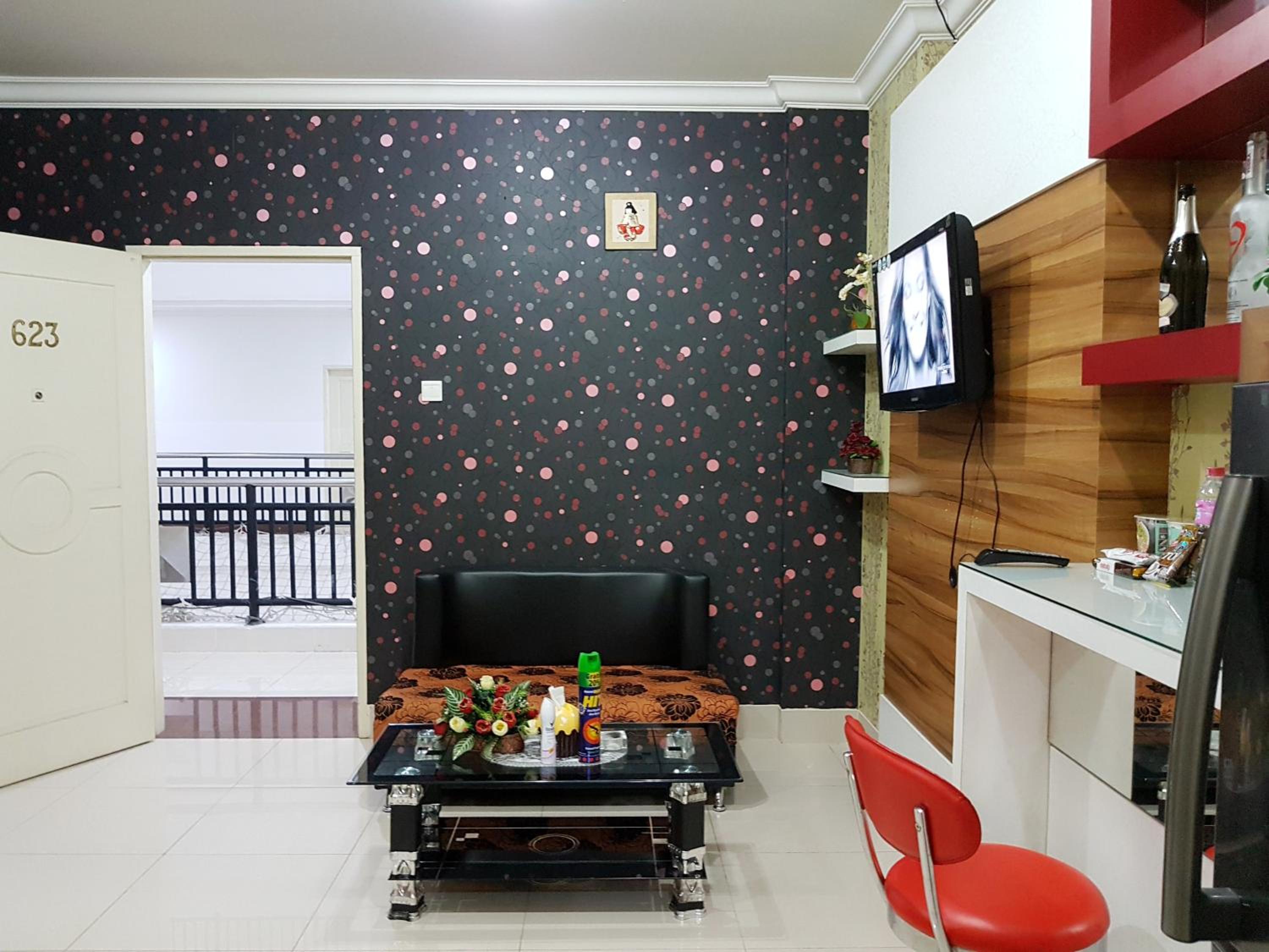 One-Bedroom Apartment - Photo 10