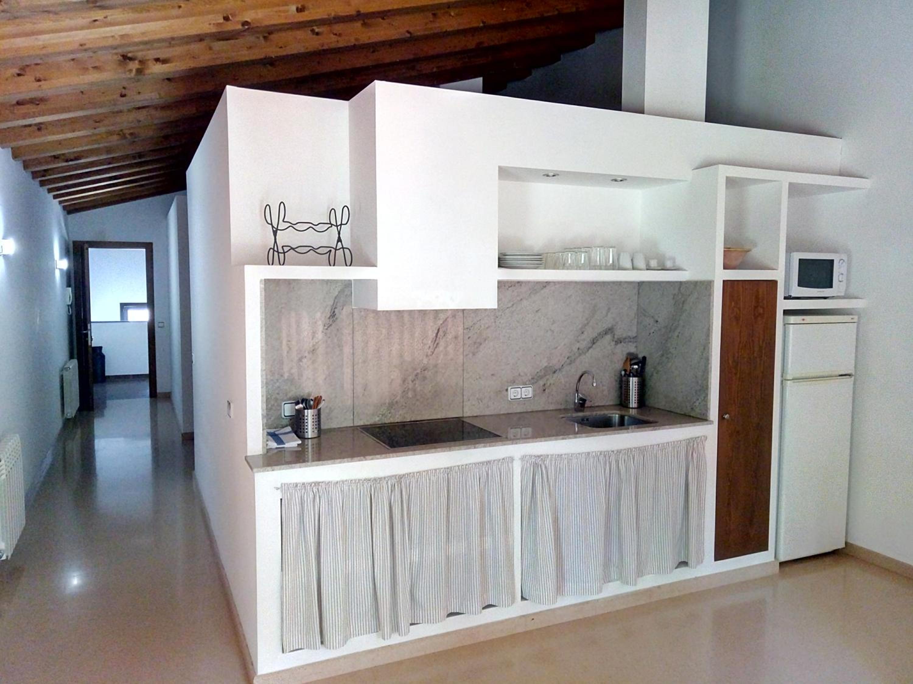 Apartment with Balcony photo 2