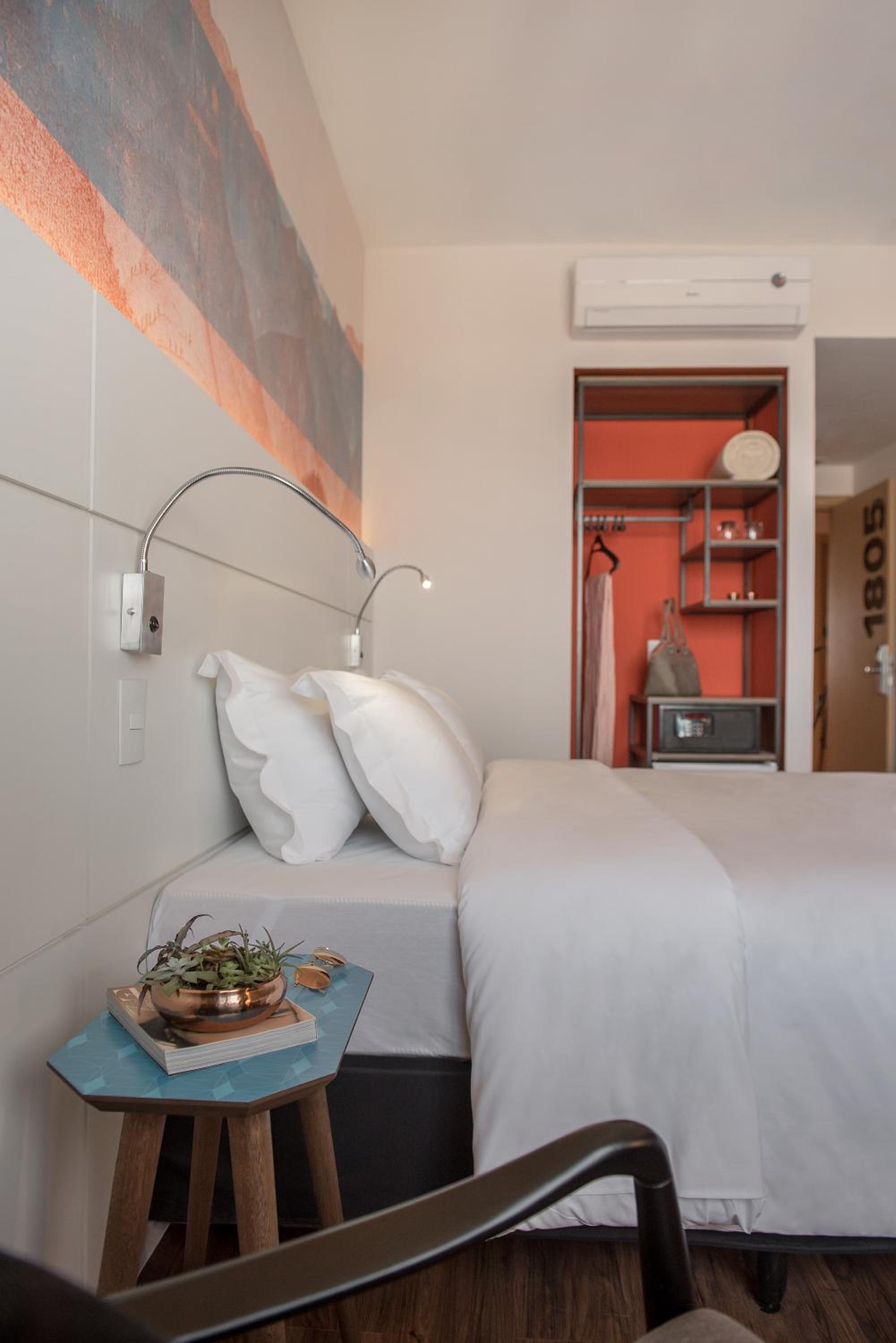 Luxo Casal - 1 Cama Queen