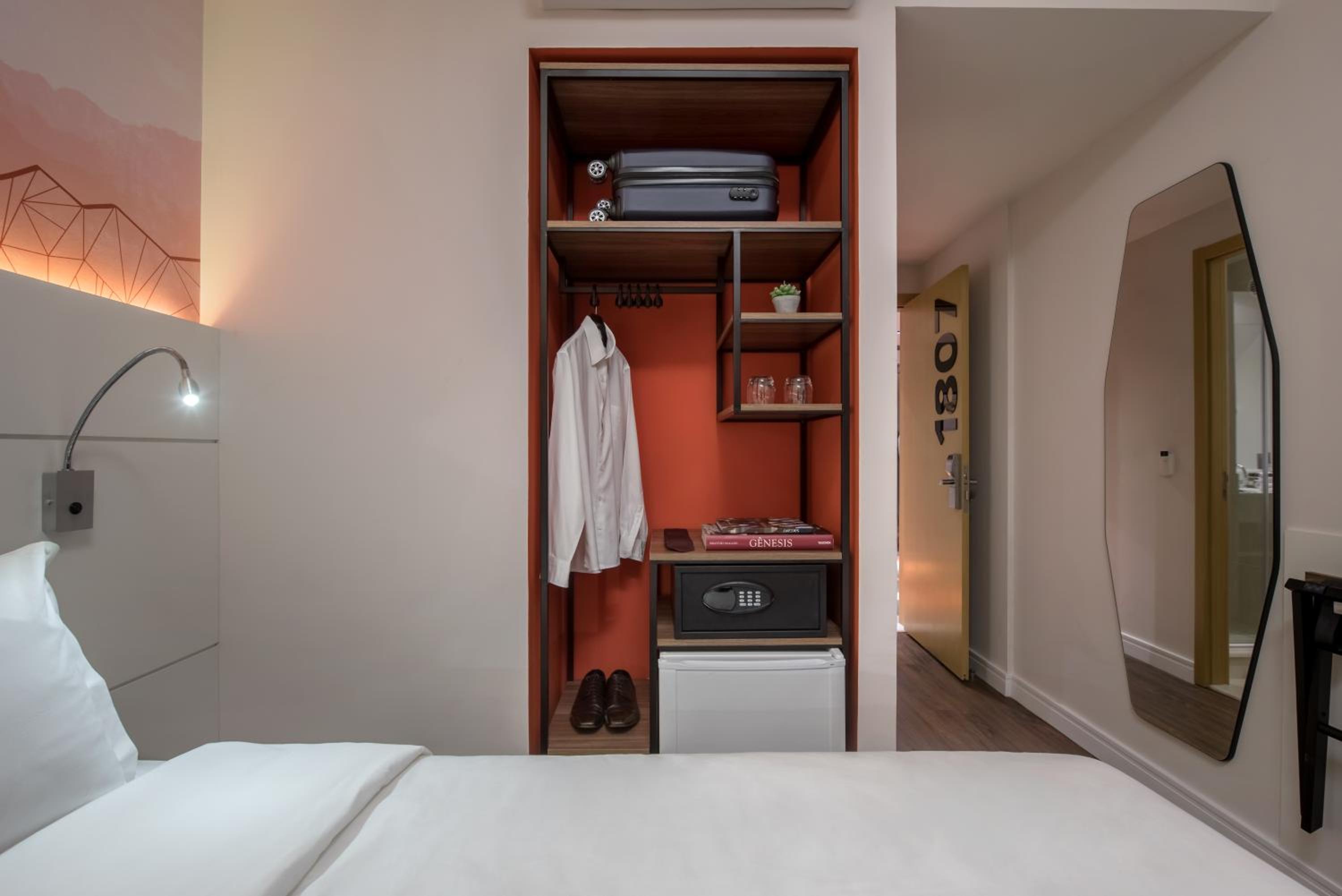 Queen Suite