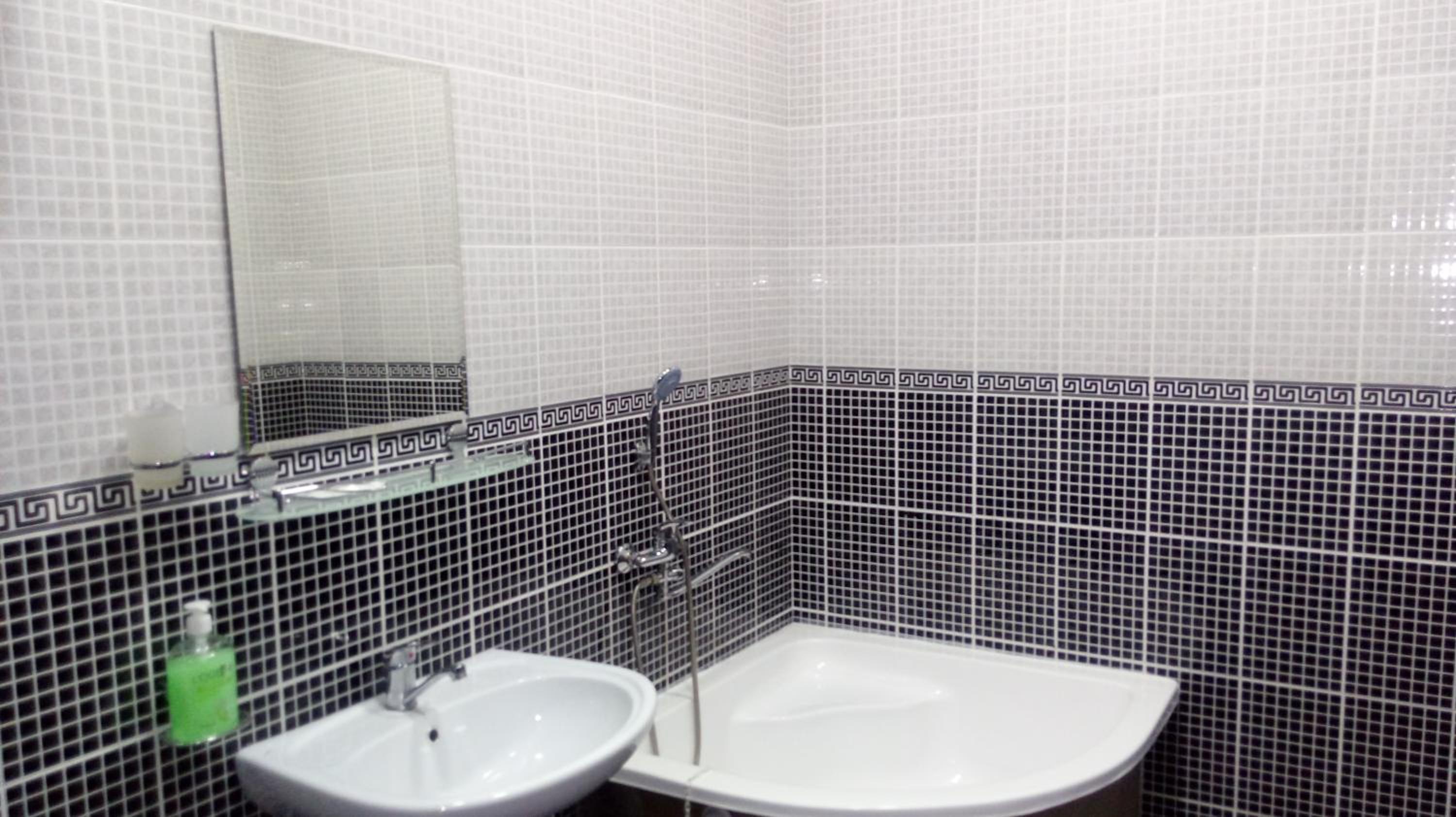 Deluxe Double Room with Extra Bed photo 3