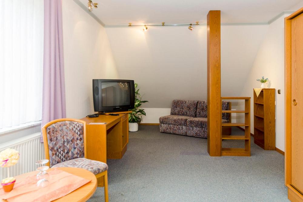 Family Room photo 2