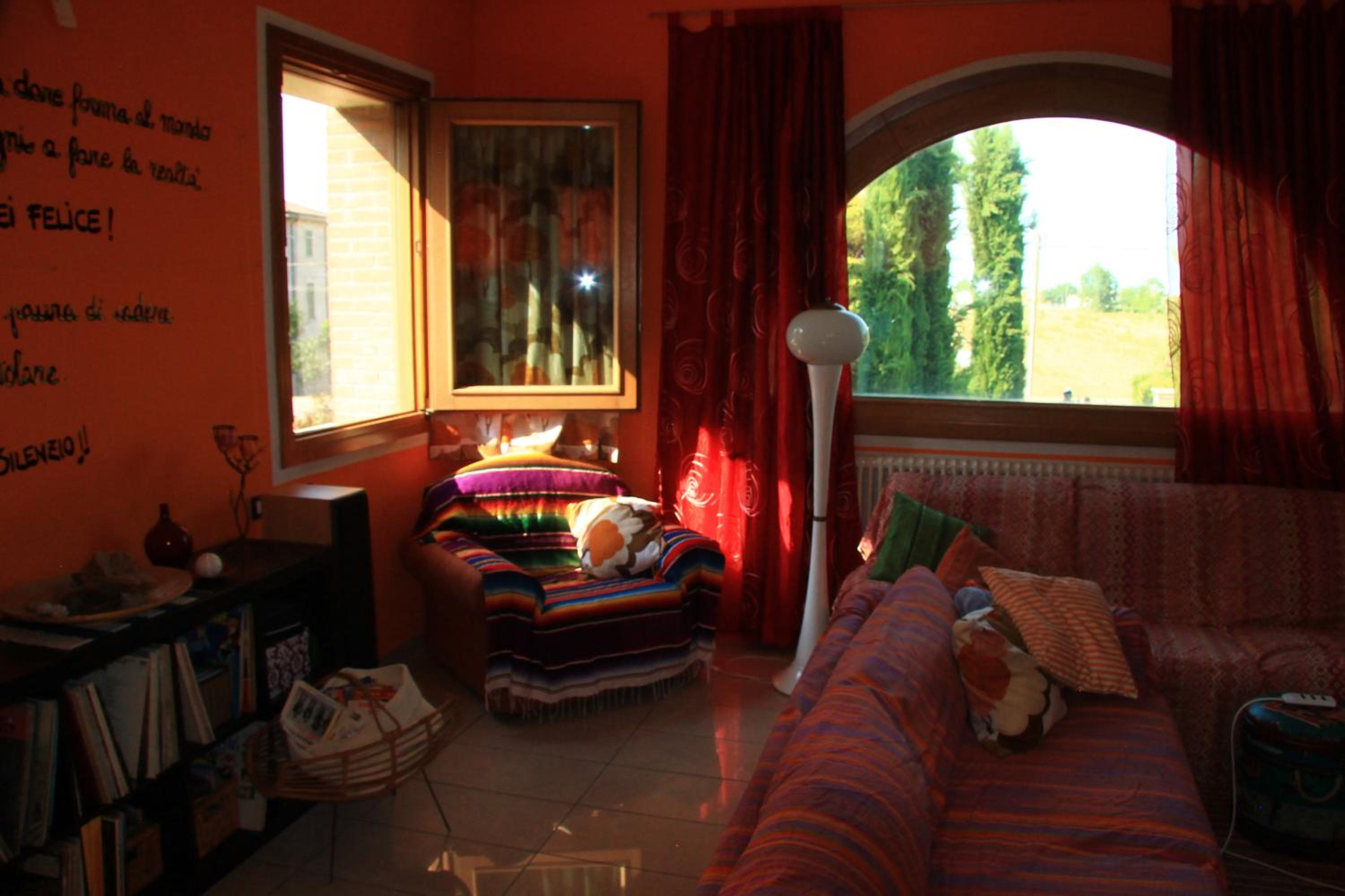Single Room with Shared Bathroom