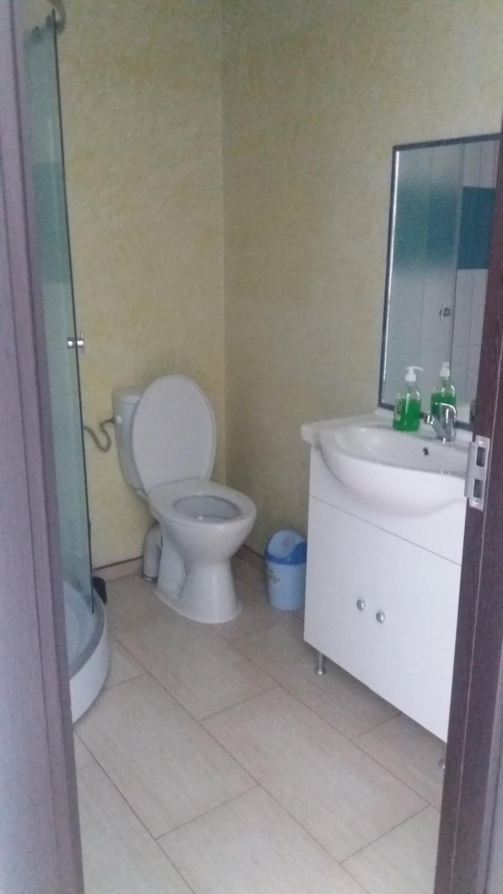 Standard Double Room - Photo 8