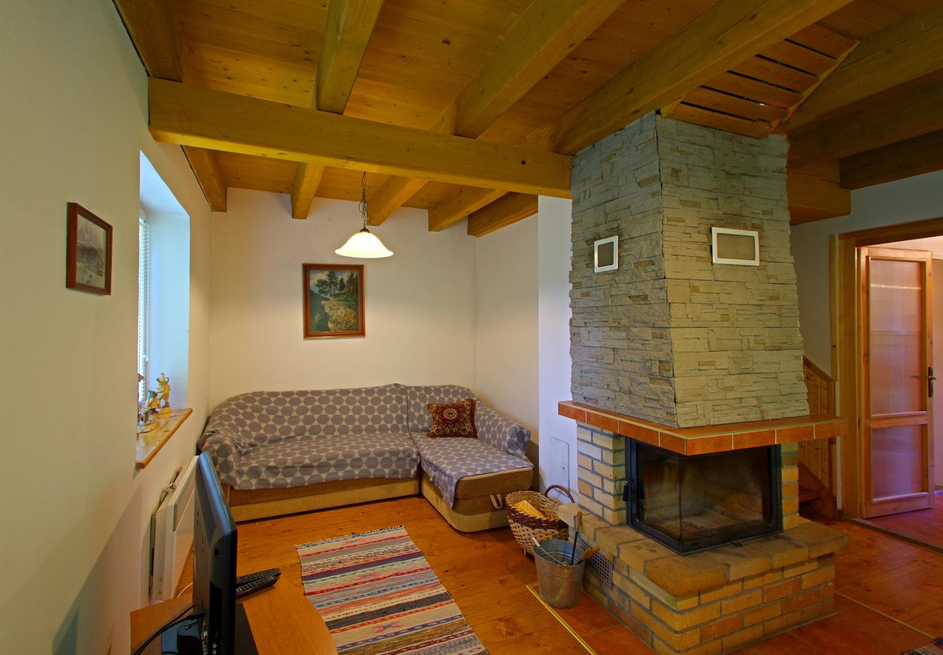 Three-Bedroom House photo 2