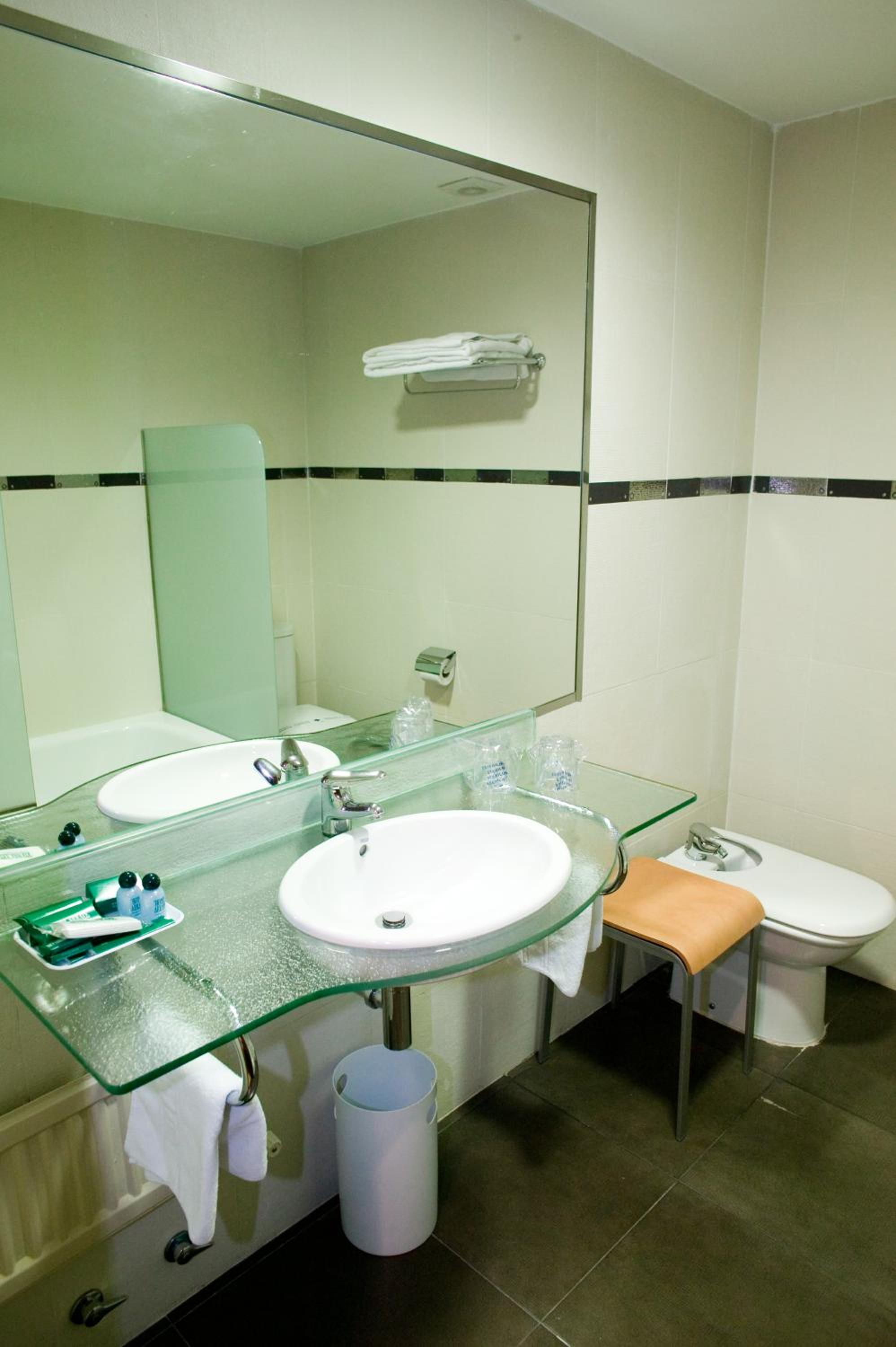 Single Room photo 3