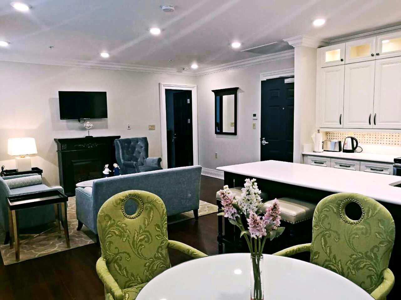 Two-Bedroom Apartment - Lower Level photo 2