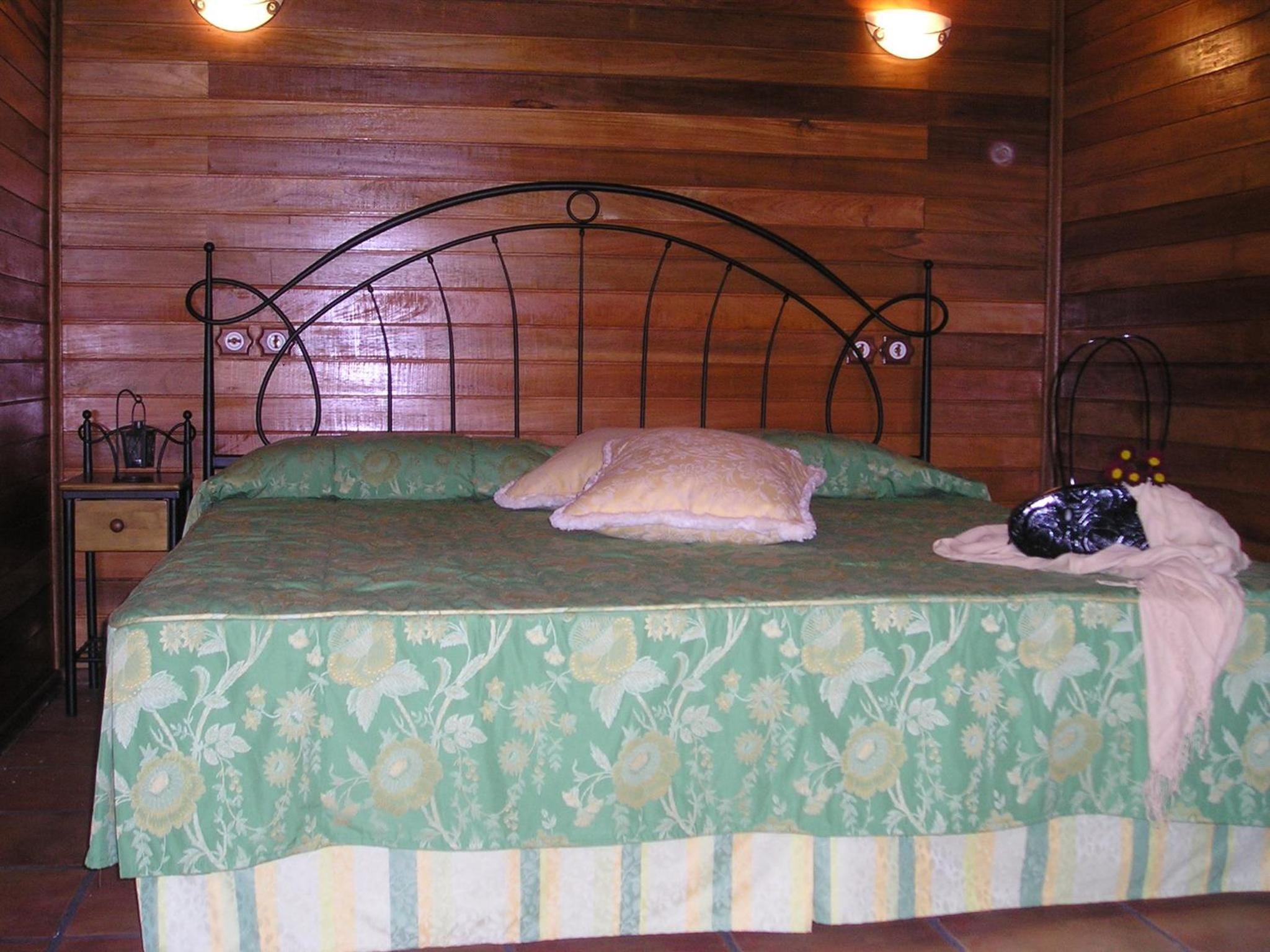 Quadruple Room - Photo 1